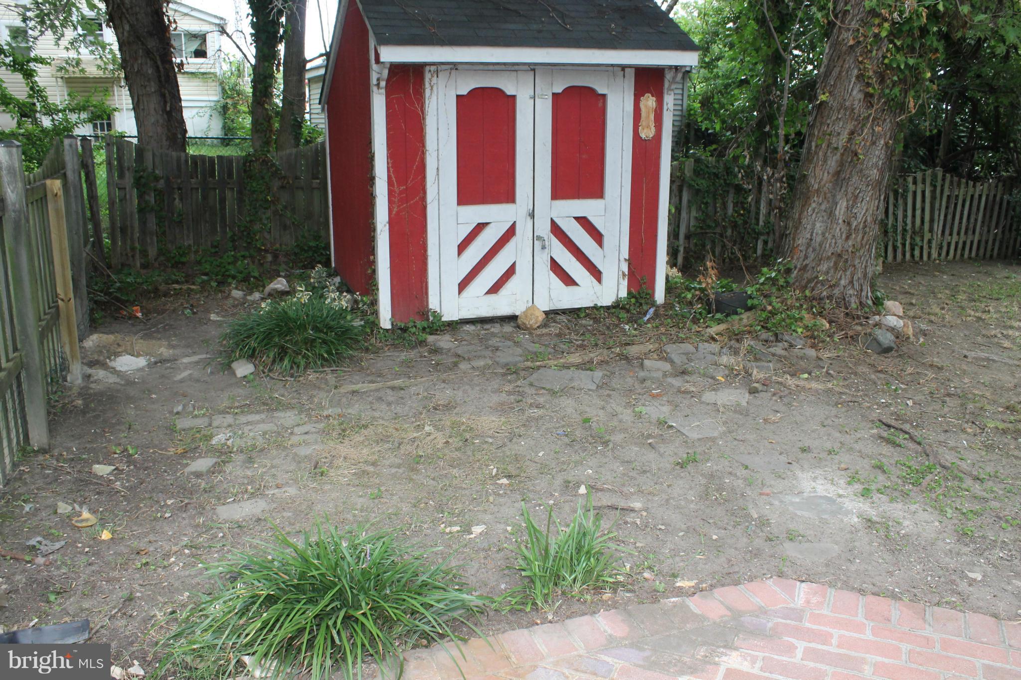 LINDEN HEIGHTS - Residential