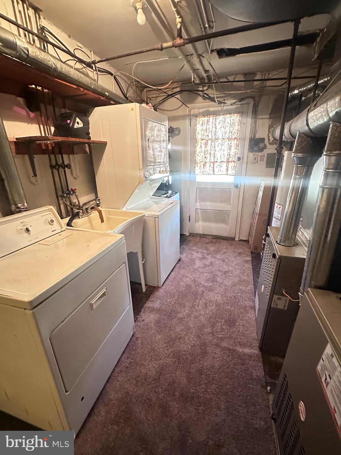 RHAWNHURST - Residential Lease