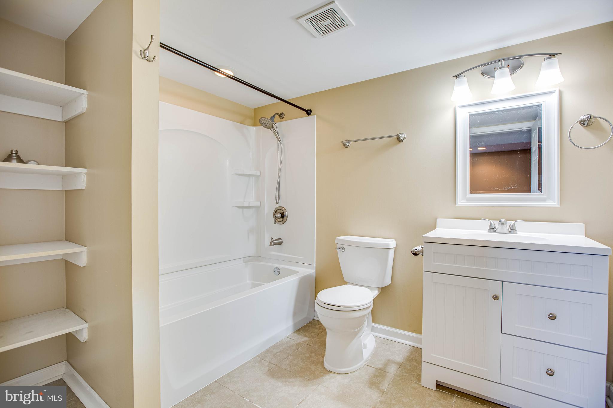 WIDEWATER VILLAGE - Residential