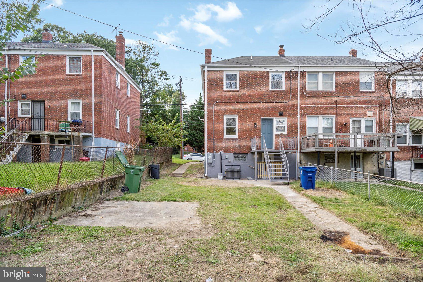 LOCH RAVEN - Residential