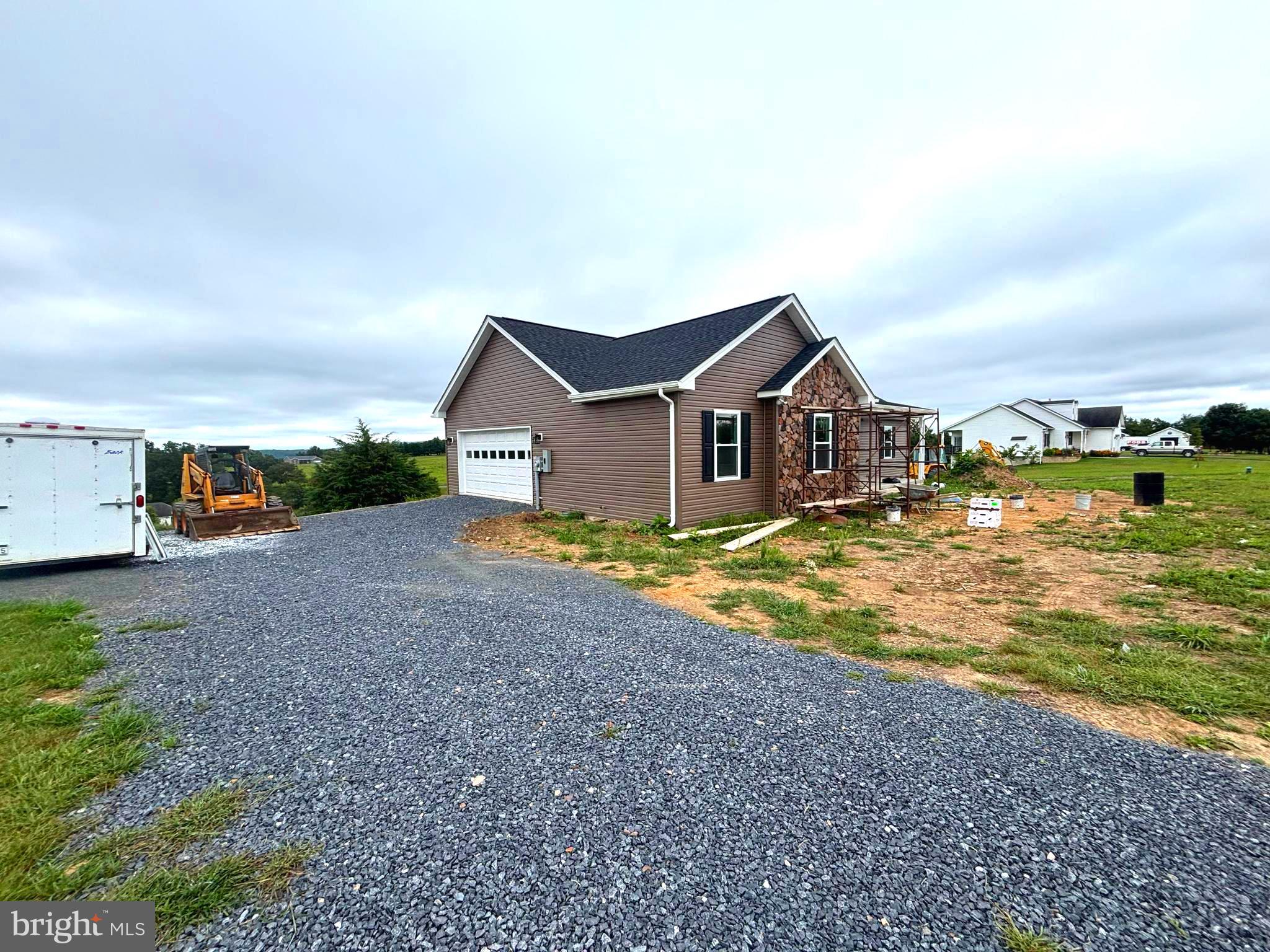 164 PASTURE LANE
