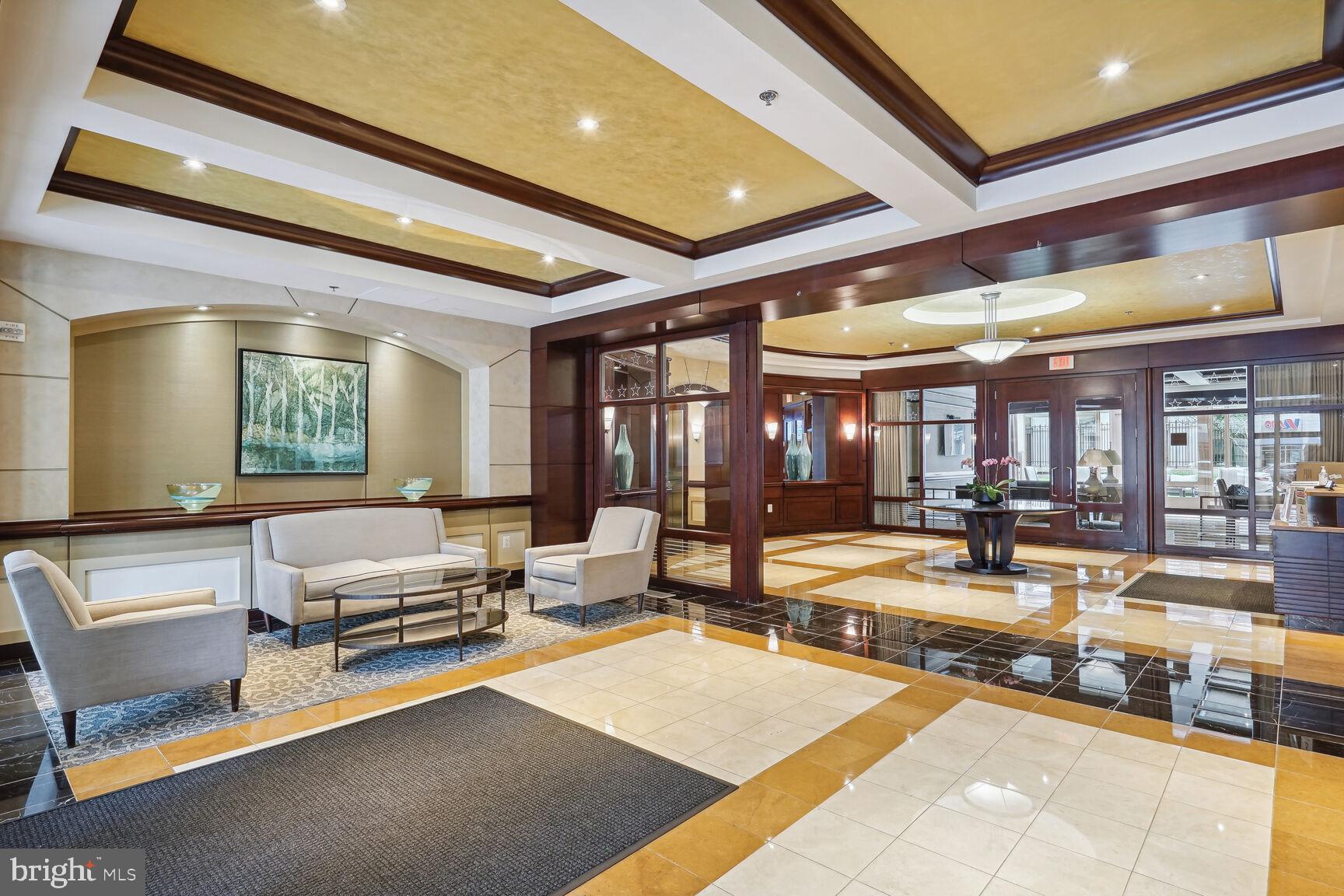 RESIDENCES AT LIBERTY CENTER - Residential