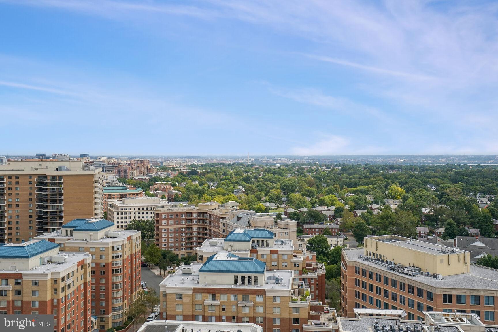 RESIDENCES AT LIBERTY CENTER - Residential
