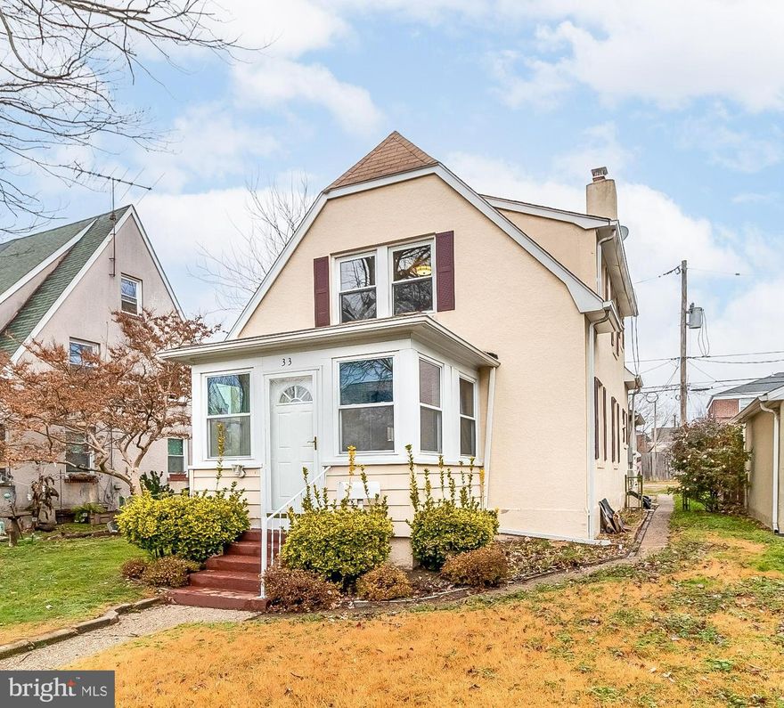 *** BACK ON MARKET! *** MOVE RIGHT INTO THIS BEAUTIFULLY RENOVATED COLONIAL W/NEW KITCHEN & BATHS AND A DETACHED GARAGE!  INVITING SUNROOM ENTRANCE W/NEW WINDOWS &BUILT-IN SHELVING. LARGE COUNTRY KITCHEN W/GRANITE COUNTERS, NEW STAINLESS APPLS, SOFT CLOSE CABINETS & RECESSED LIGHTING.  PRIMARY BEDROOM SUITE OFF KITCHEN W/FULL RENOVATED BATH, LAMINATE PLANK FLOORING, FRENCH DOORS & LAUNDRY CLOSET. 2 AMPLE BEDROOMS & RENOVATED BATH ON 2ND FLOOR.  REFINISHED HARDWOOD FLOORS. FULL, PARTIALLY FINISHED BASEMENT WITH CLUBROOM AREA, LARGE STORAGE ROOM & UTILITY ROOM W/STATIONARY TUB. NEW HVAC. UPDATED ELECTRIC.  *** A GREAT PLACE TO CALL HOME! ***