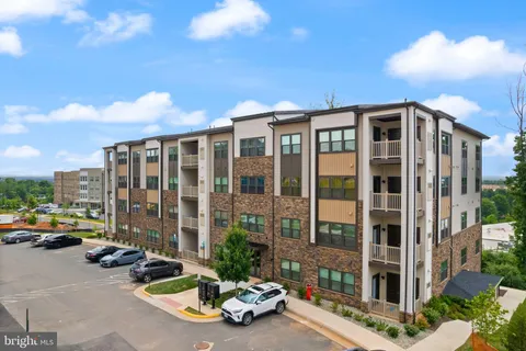 46320 Mt Milstead Terrace Unit 301, Sterling, VA 20164 - MLS#: VALO2105334