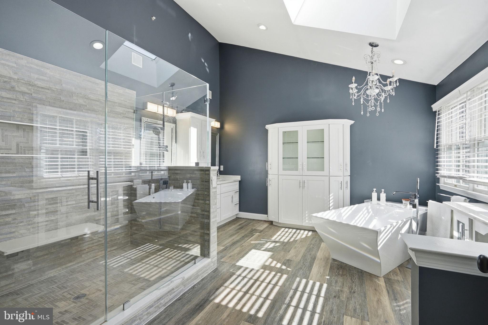 SPRINGTON CHASE - Residential