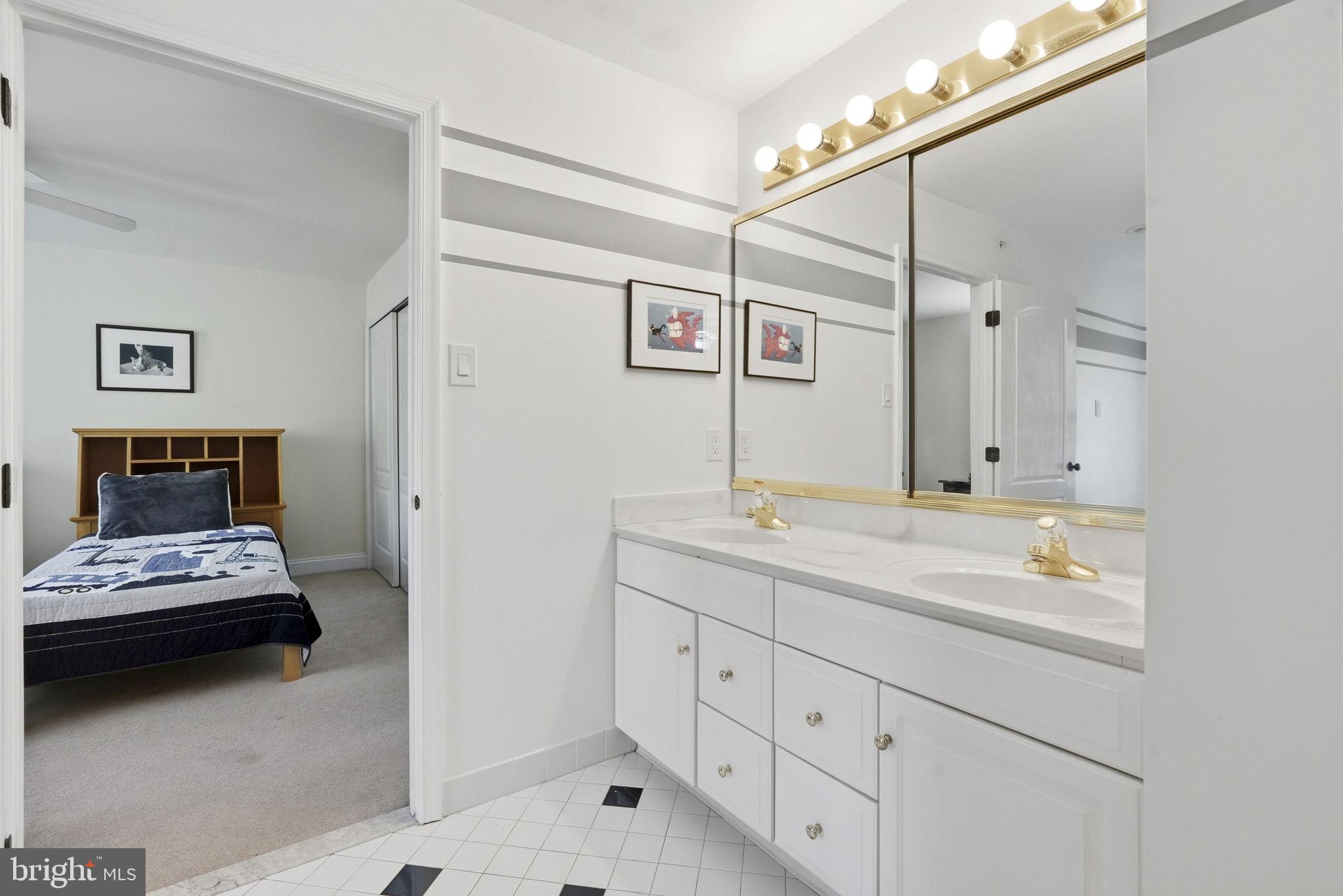 SPRINGTON CHASE - Residential