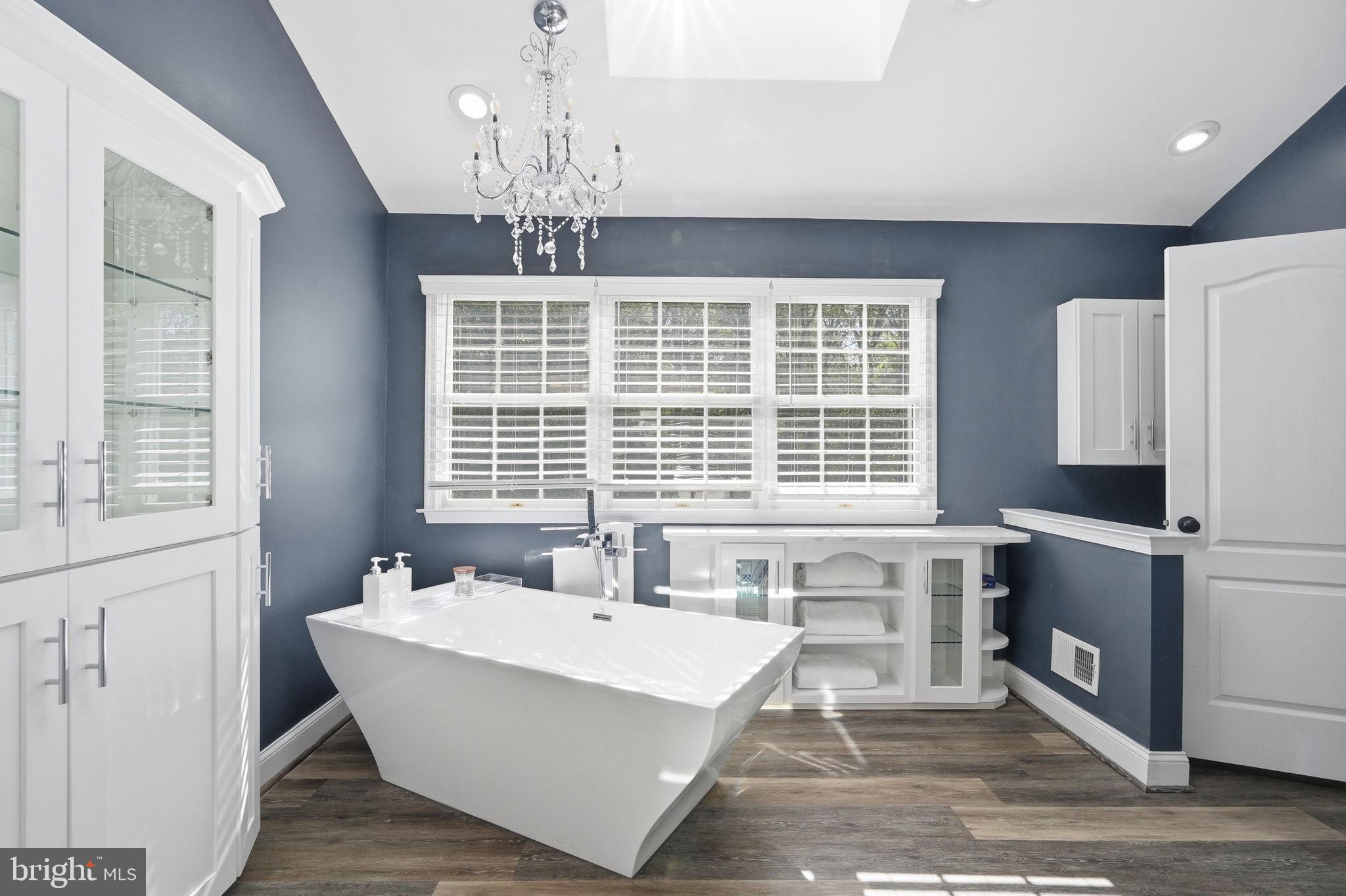 SPRINGTON CHASE - Residential