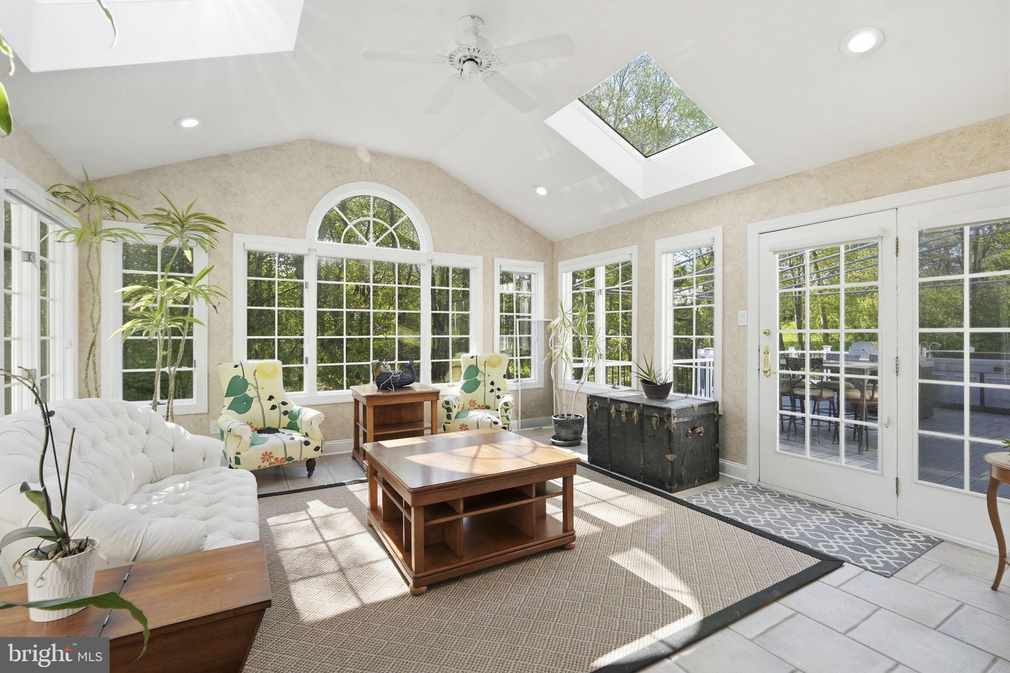 SPRINGTON CHASE - Residential