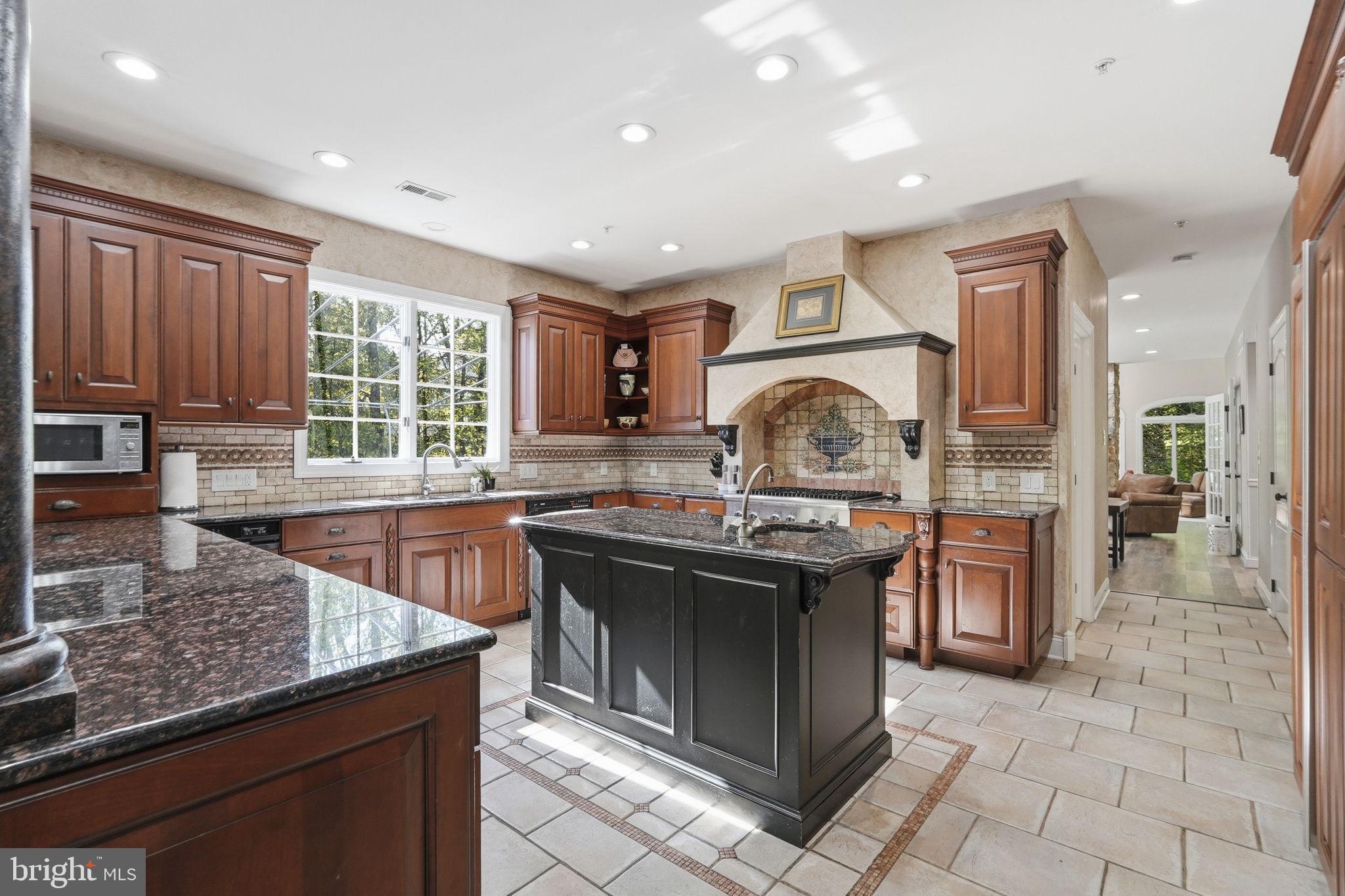 SPRINGTON CHASE - Residential