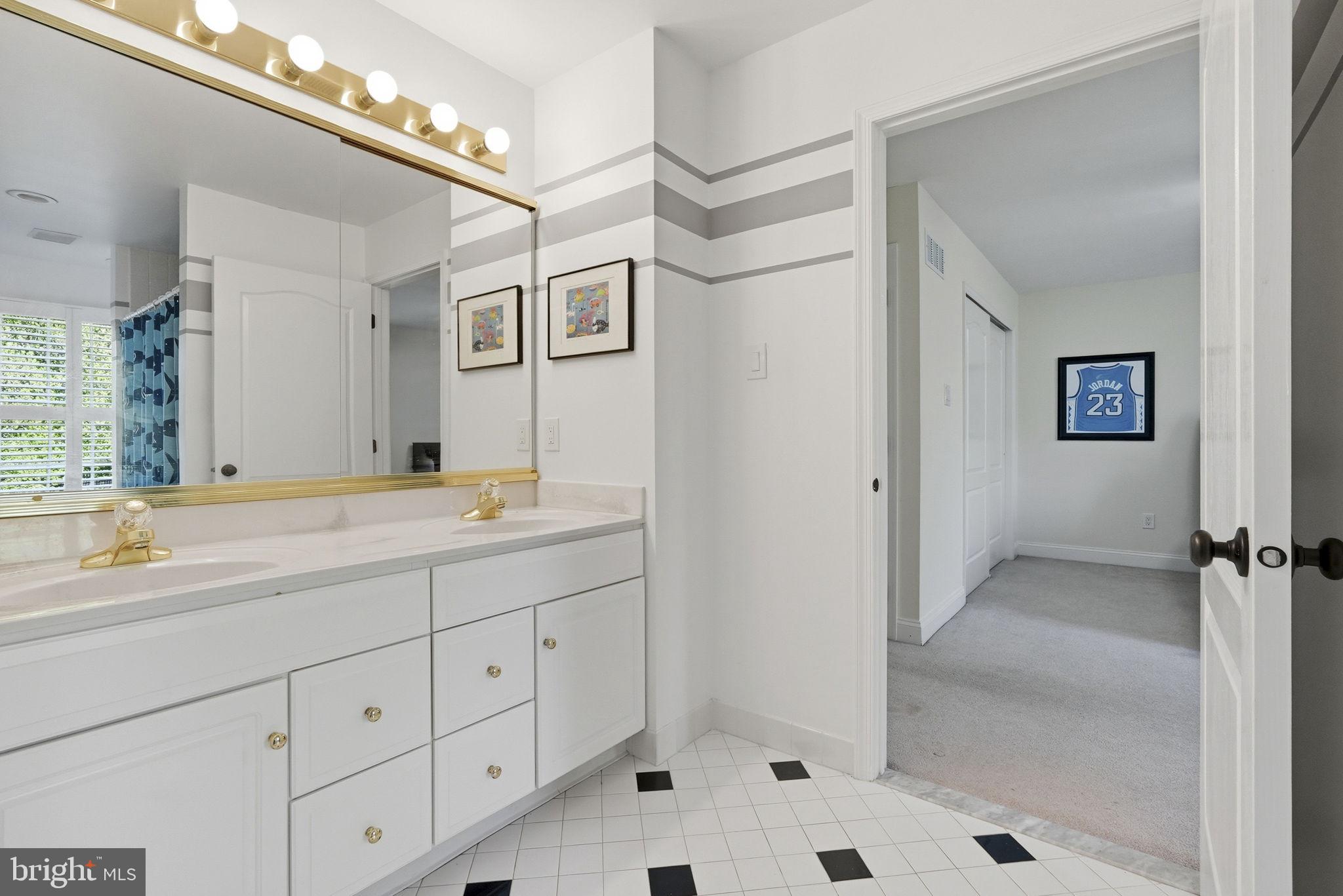 SPRINGTON CHASE - Residential