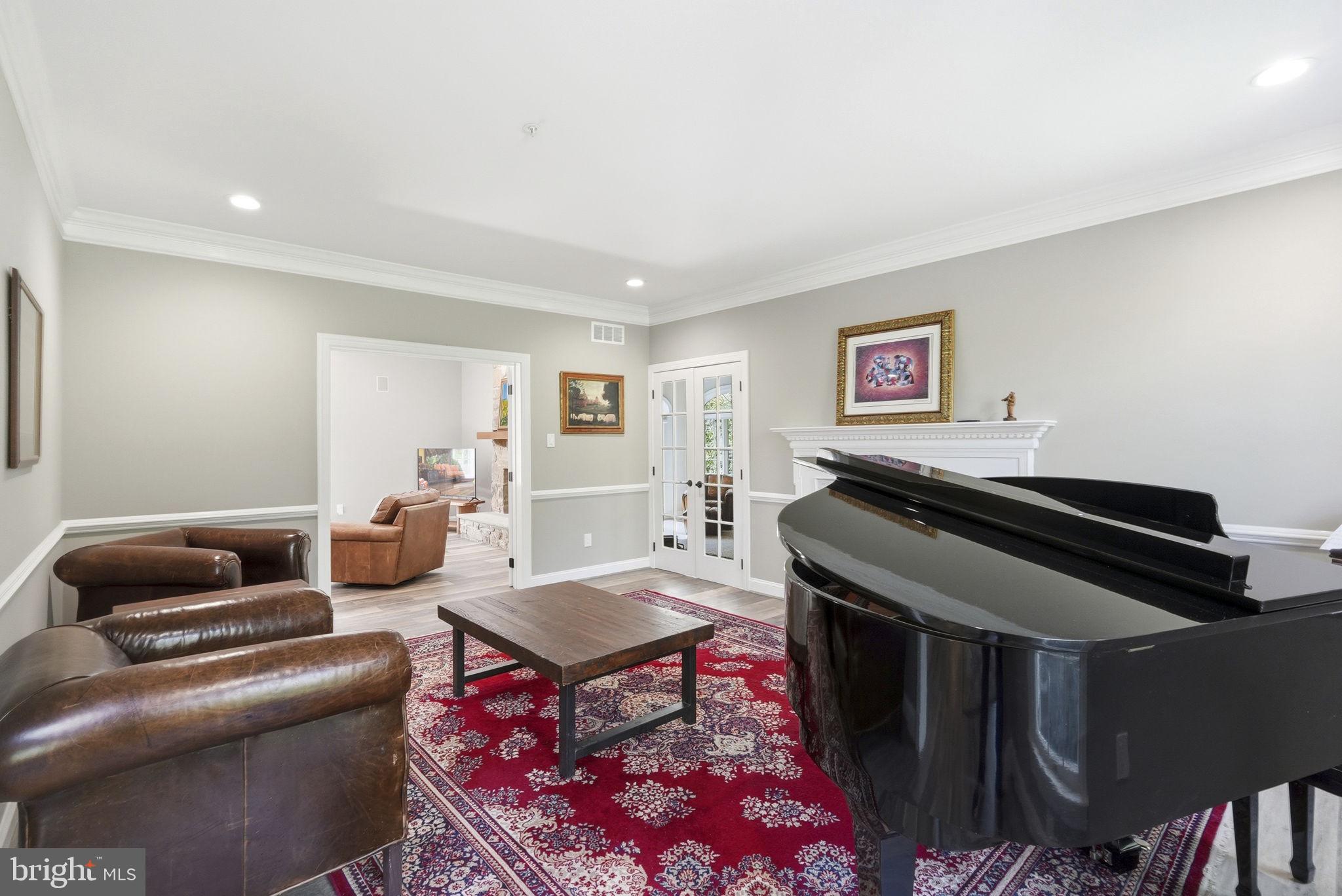 SPRINGTON CHASE - Residential