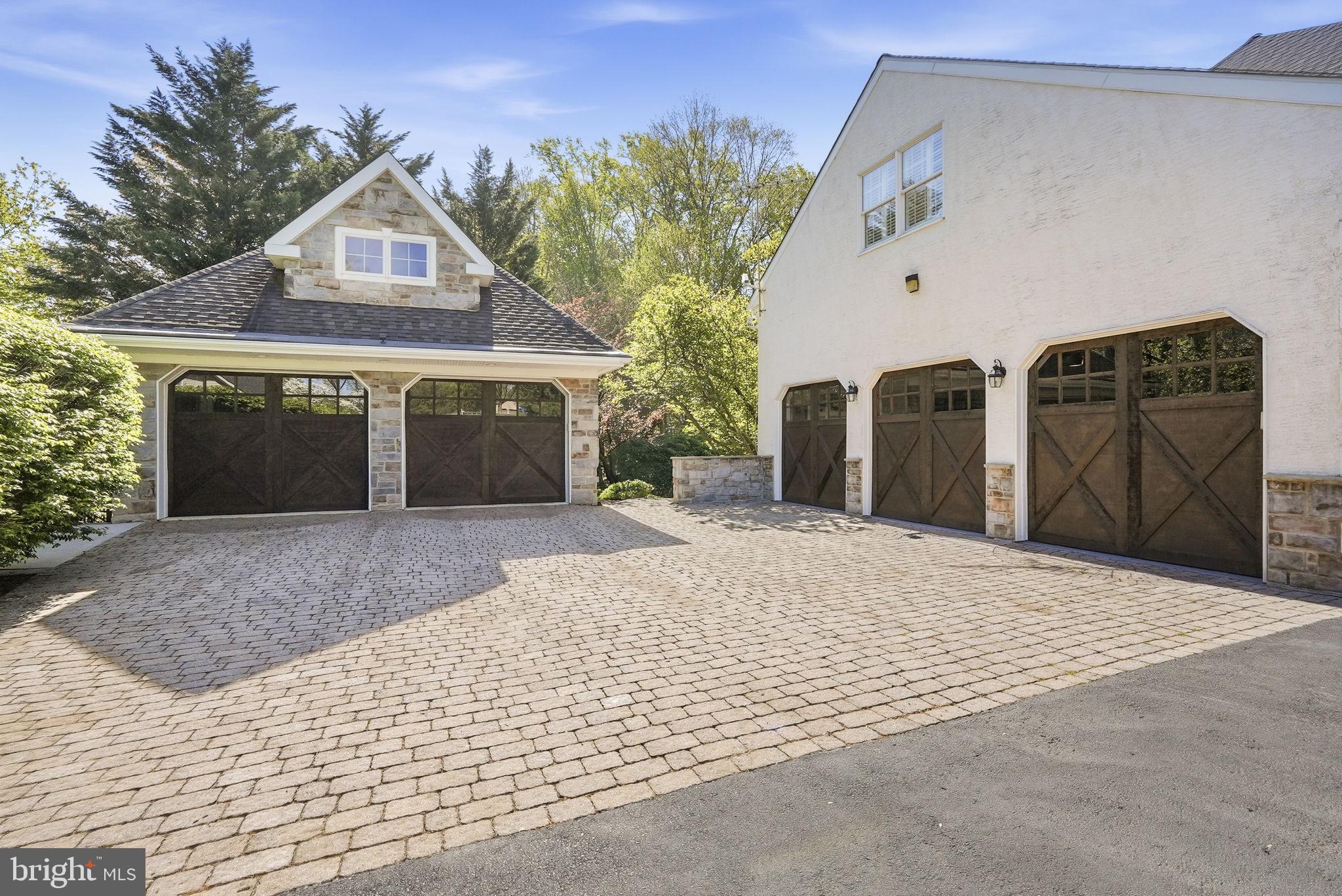 SPRINGTON CHASE - Residential