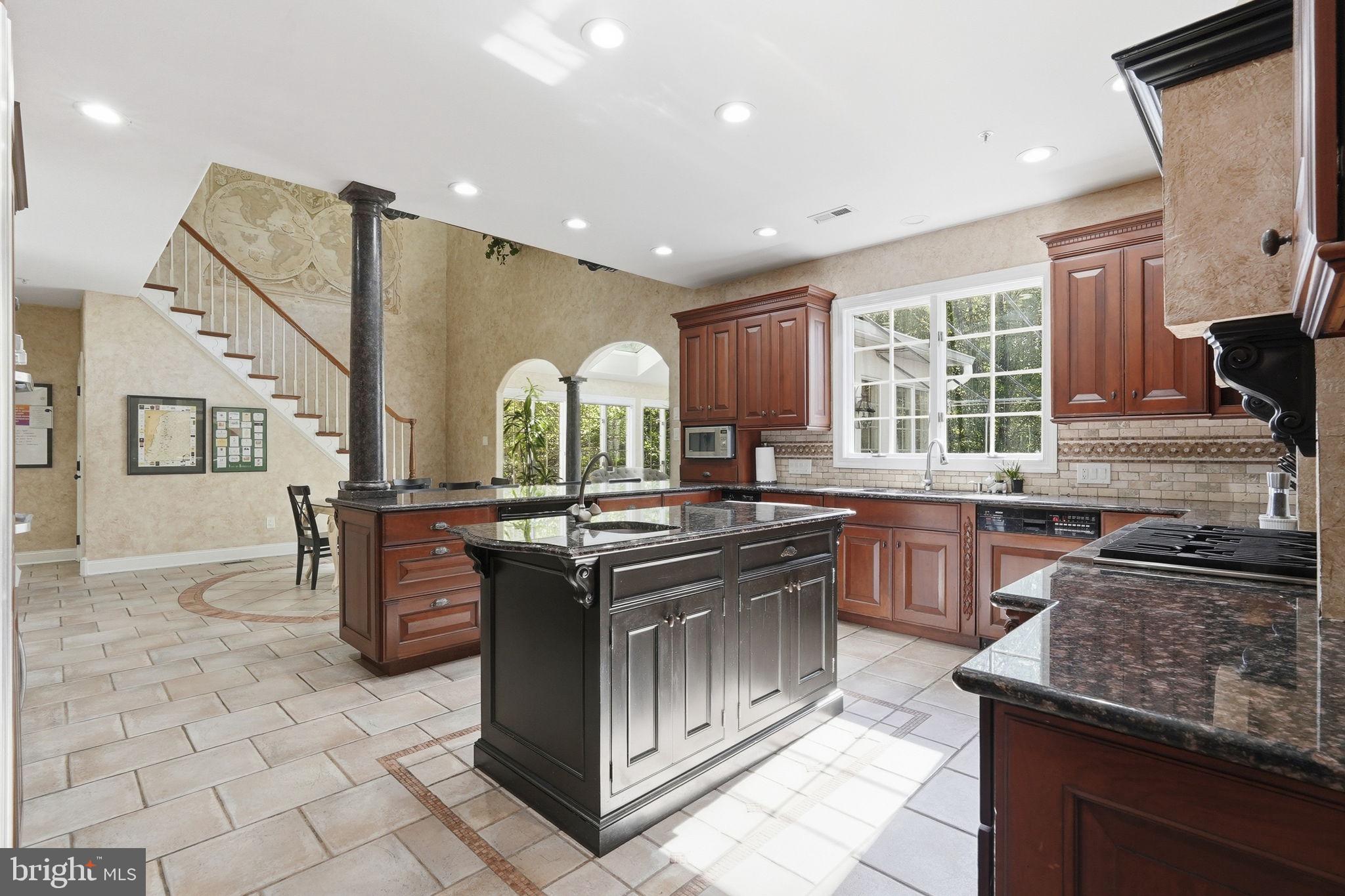 SPRINGTON CHASE - Residential