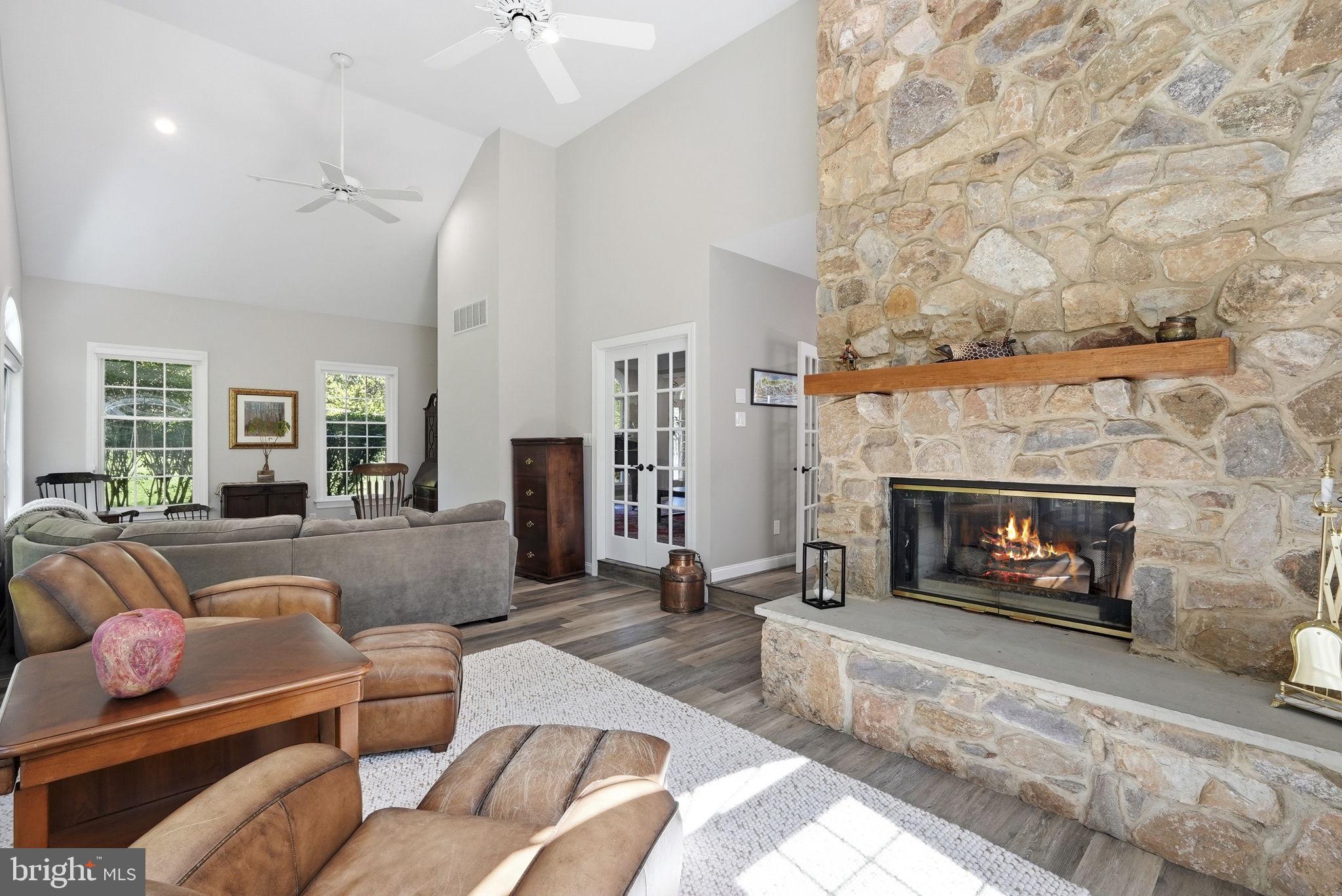 SPRINGTON CHASE - Residential