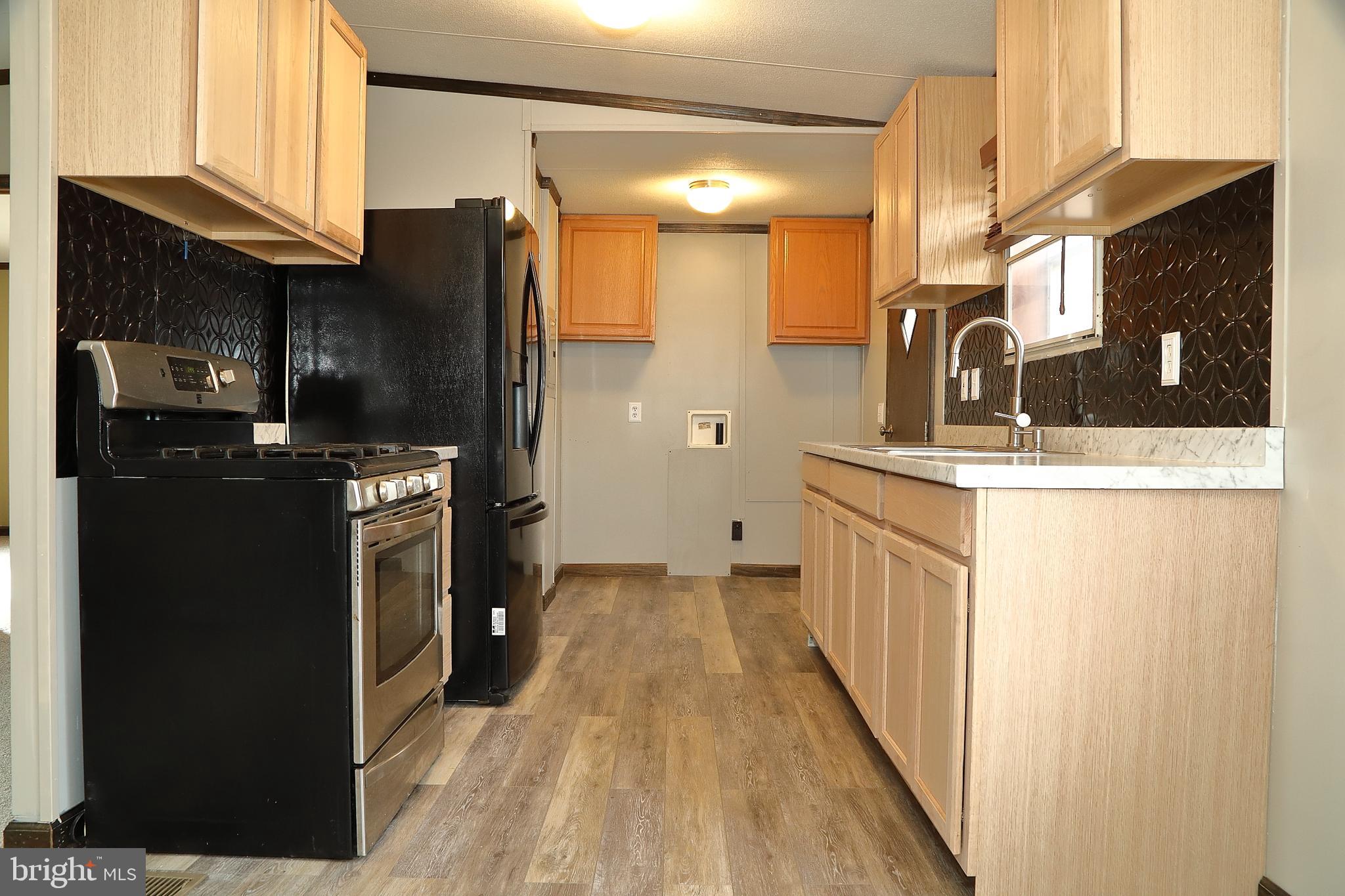 SUNSET ESTATES MHP - Residential