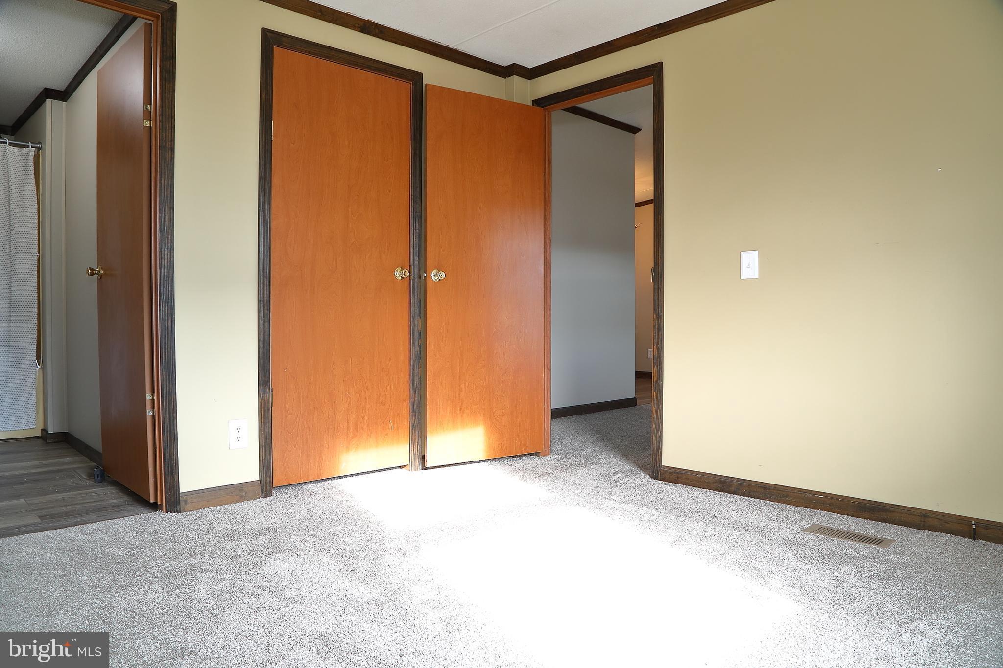 SUNSET ESTATES MHP - Residential