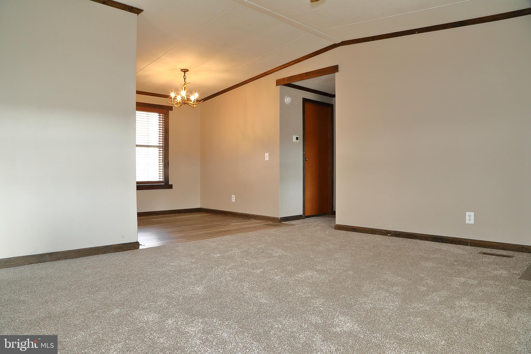 SUNSET ESTATES MHP - Residential