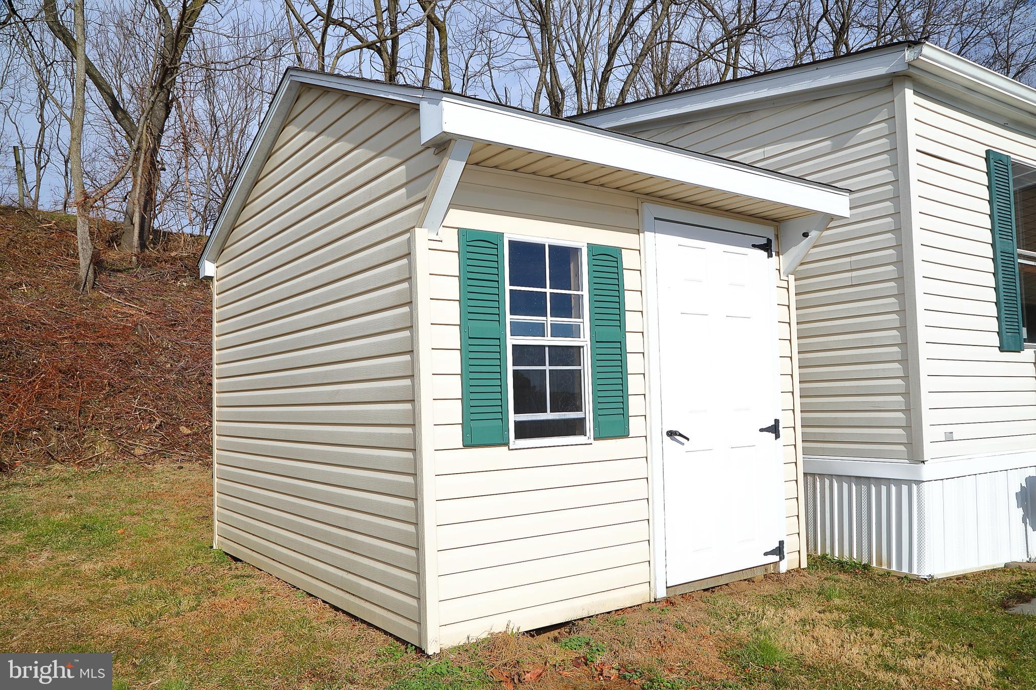 SUNSET ESTATES MHP - Residential