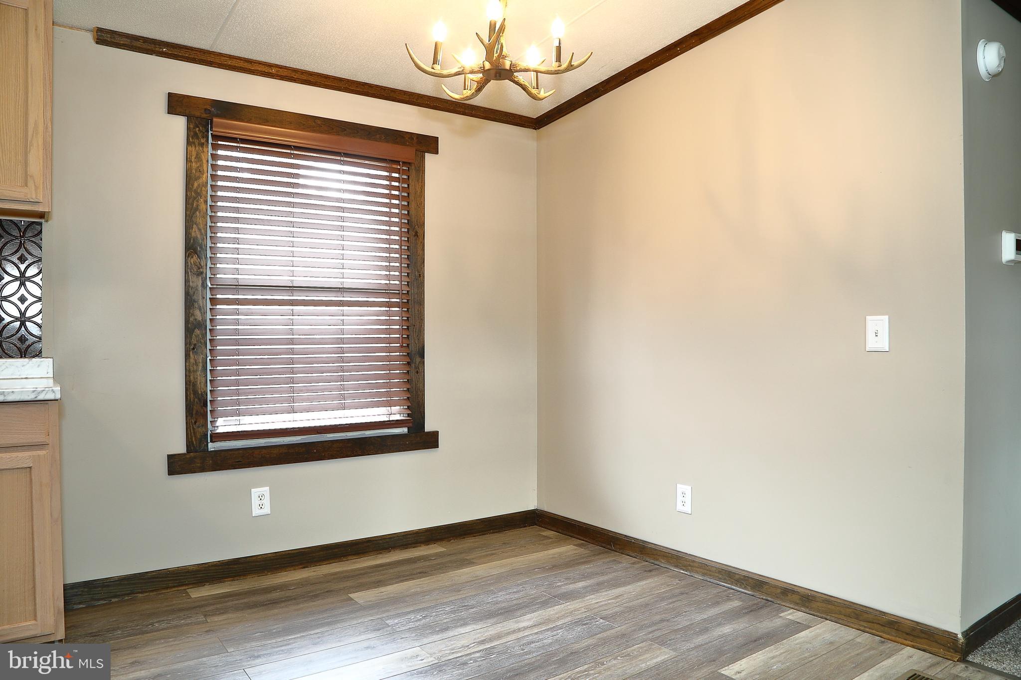 SUNSET ESTATES MHP - Residential