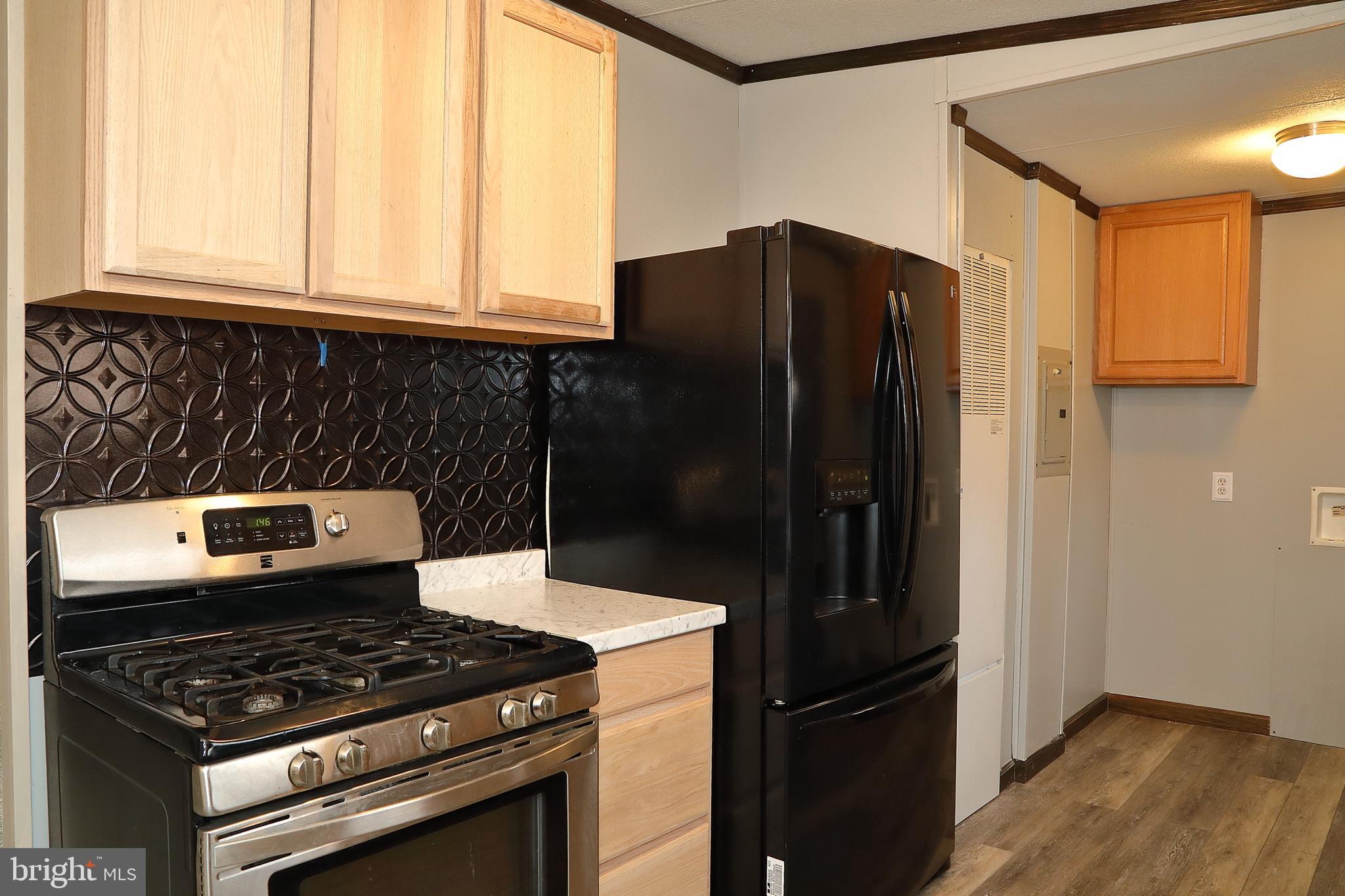 SUNSET ESTATES MHP - Residential