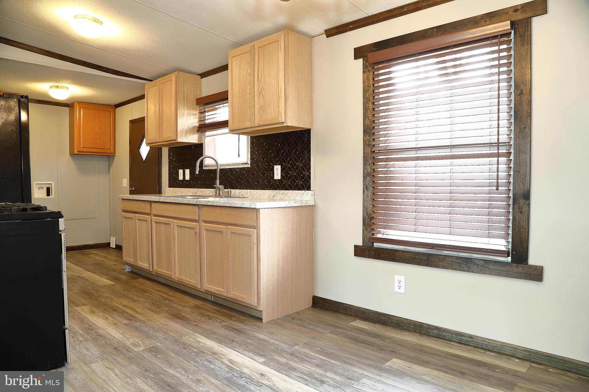 SUNSET ESTATES MHP - Residential