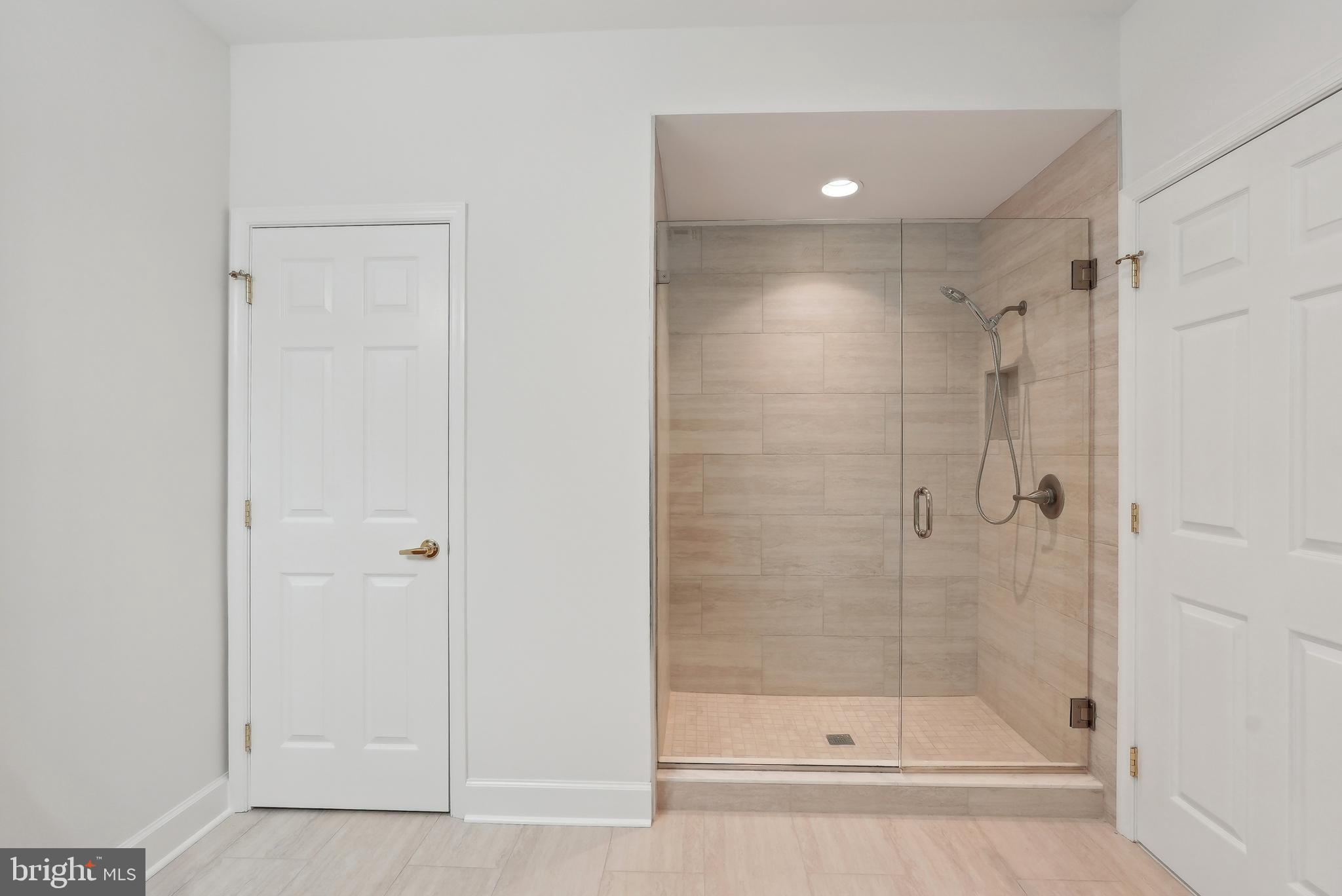 HOLLAND PRESERVE - Residential