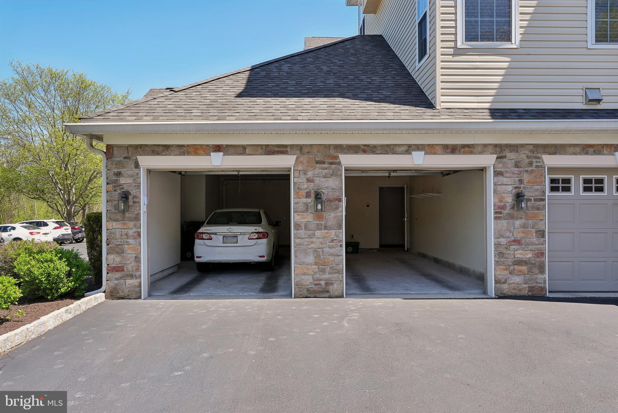 HOLLAND PRESERVE - Residential