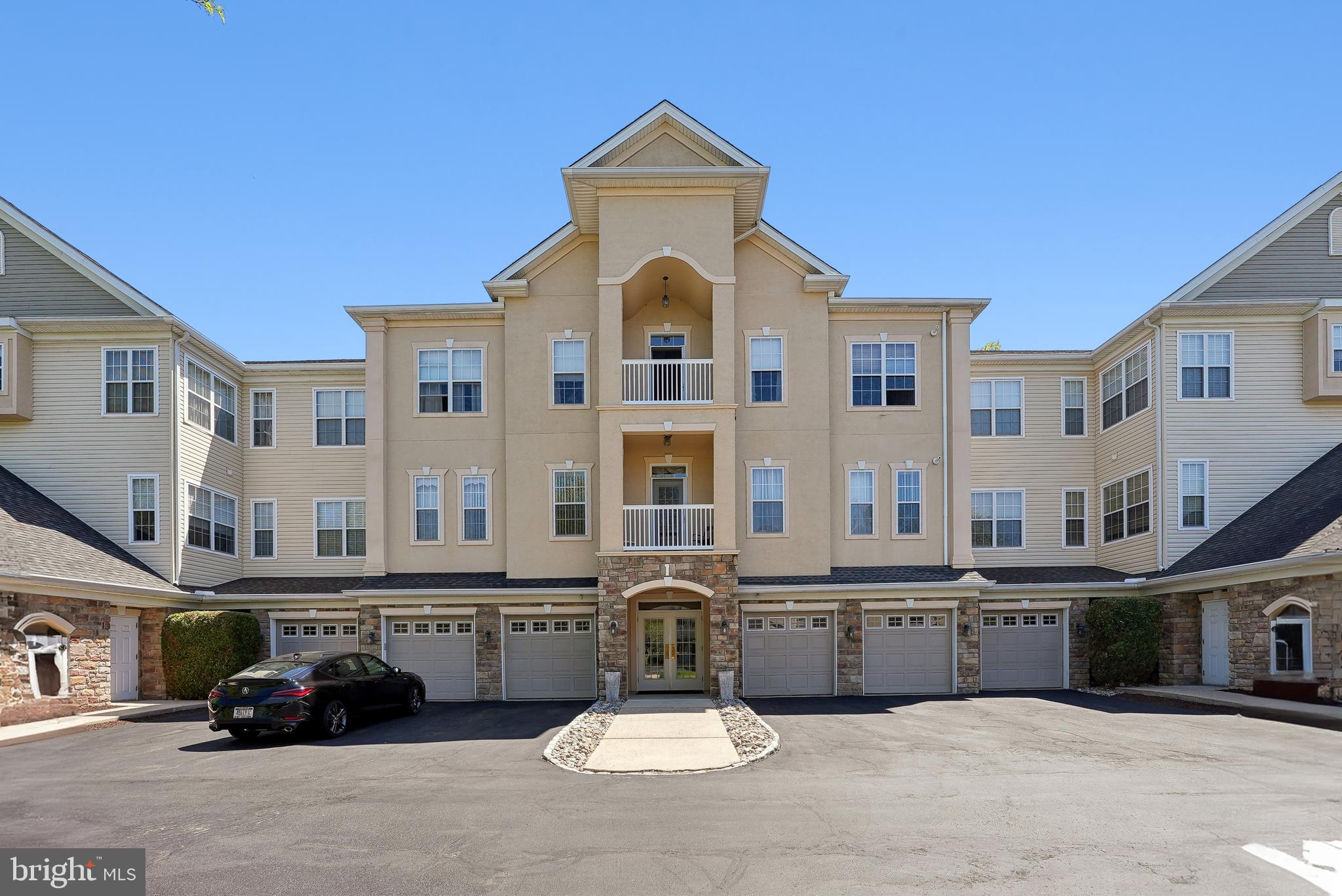 HOLLAND PRESERVE - Residential