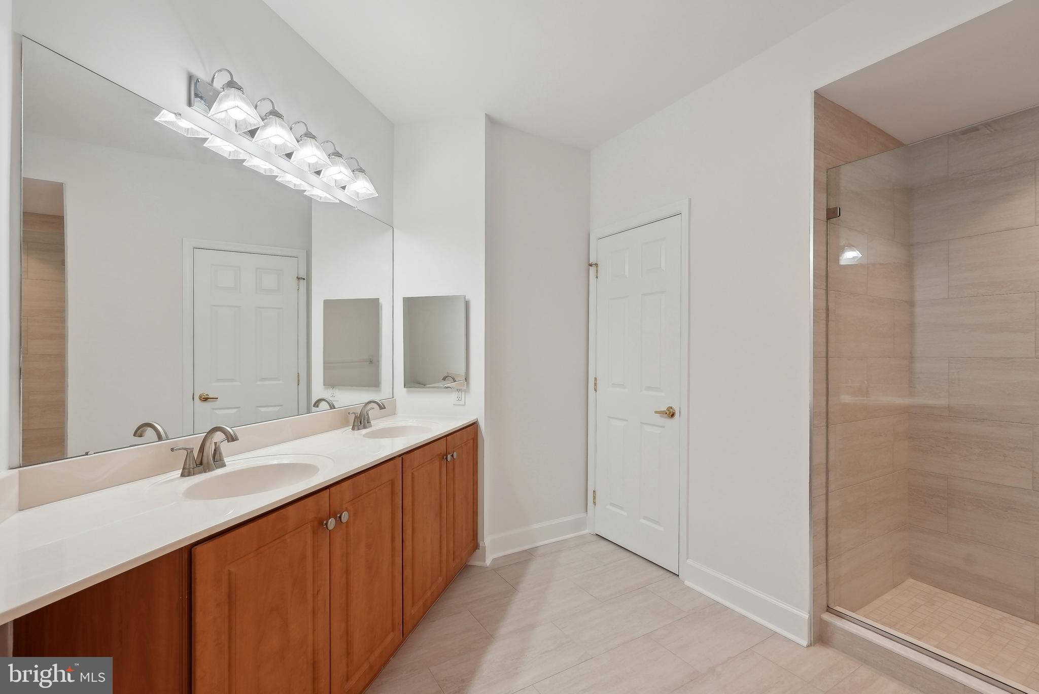 HOLLAND PRESERVE - Residential