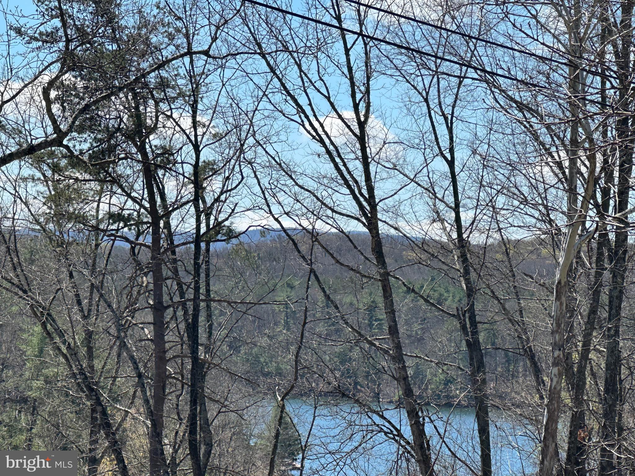 LAKE HOLIDAY ESTATES - Residential