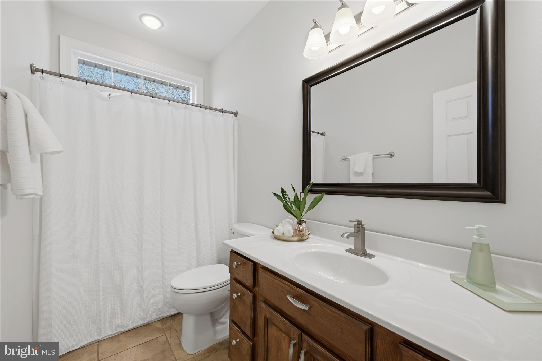 LAKE HOLIDAY ESTATES - Residential