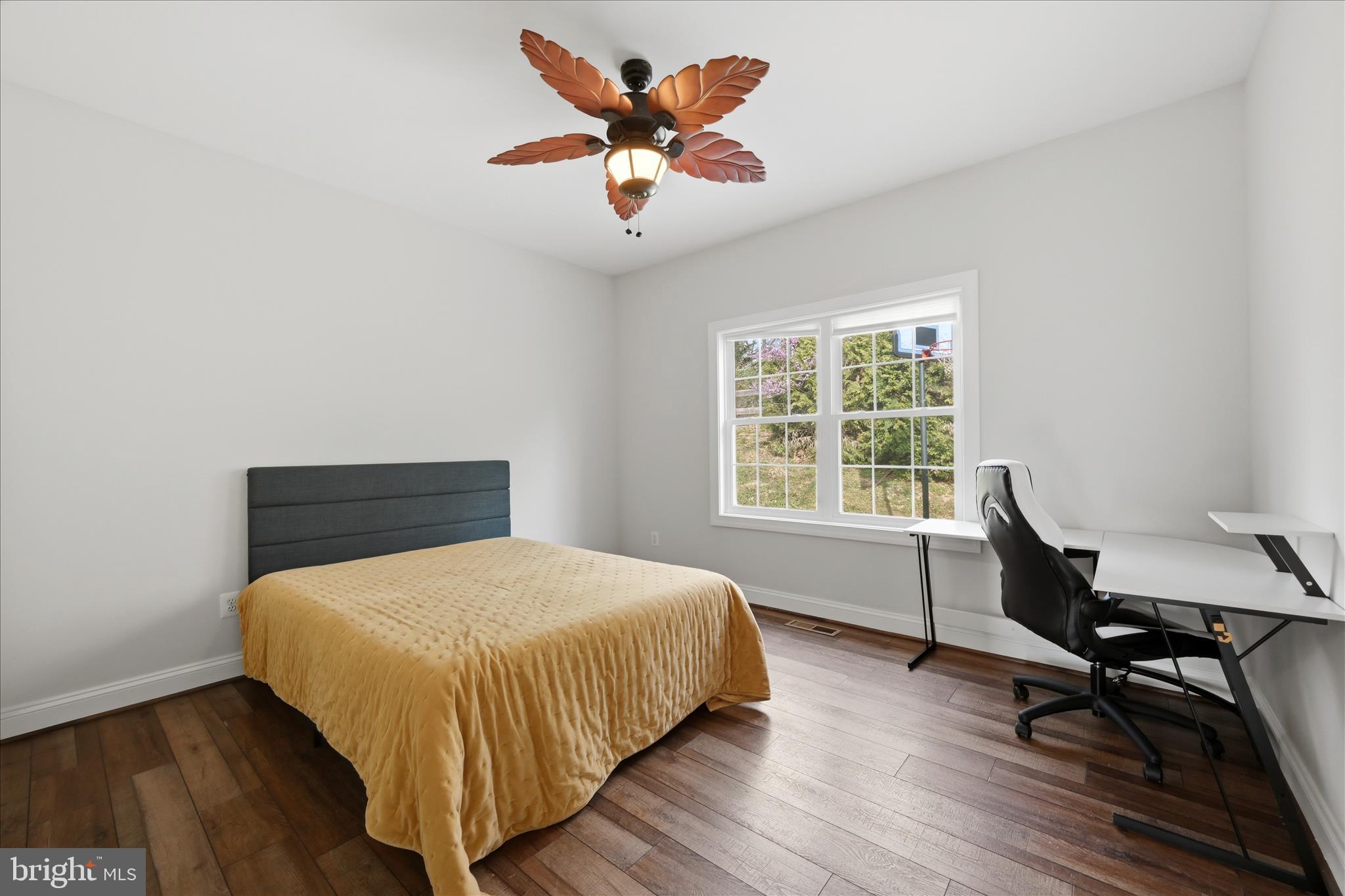 LAKE HOLIDAY ESTATES - Residential