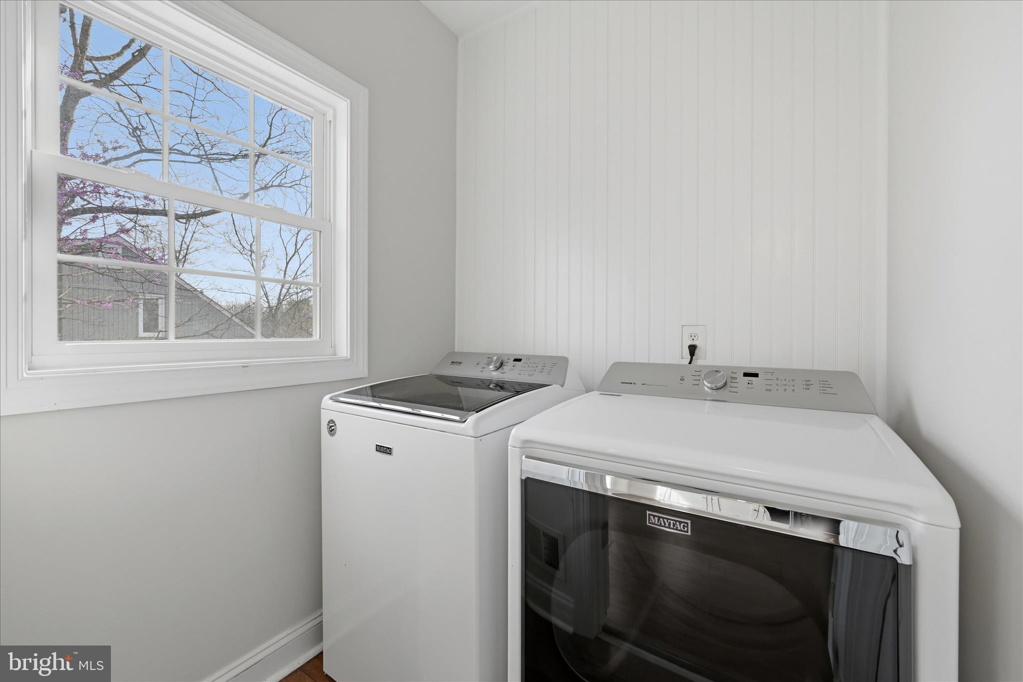 LAKE HOLIDAY ESTATES - Residential