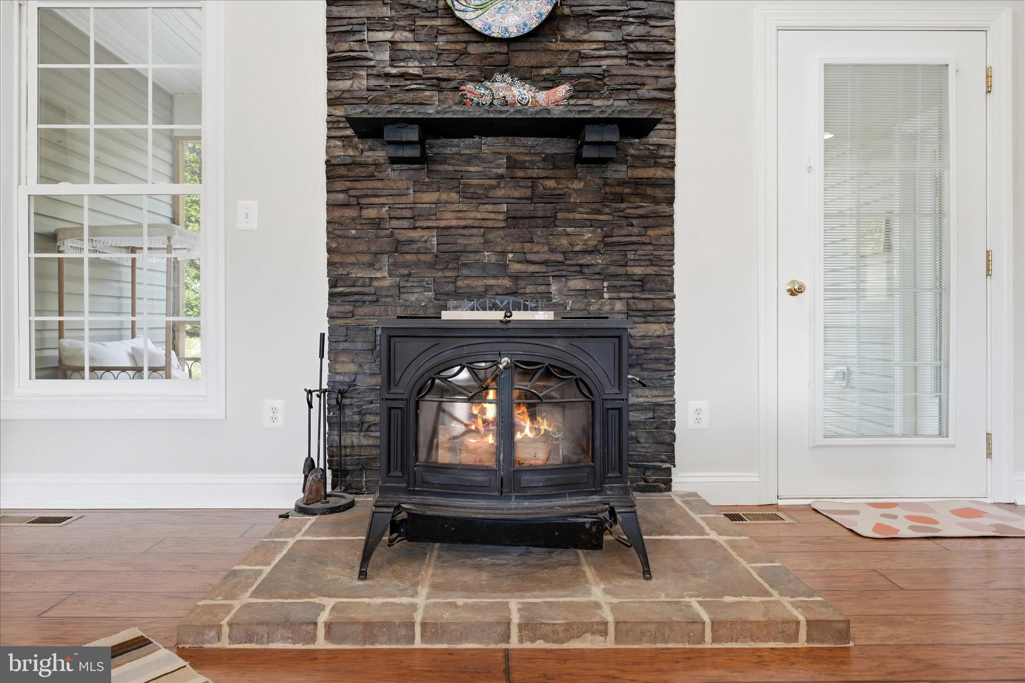 LAKE HOLIDAY ESTATES - Residential