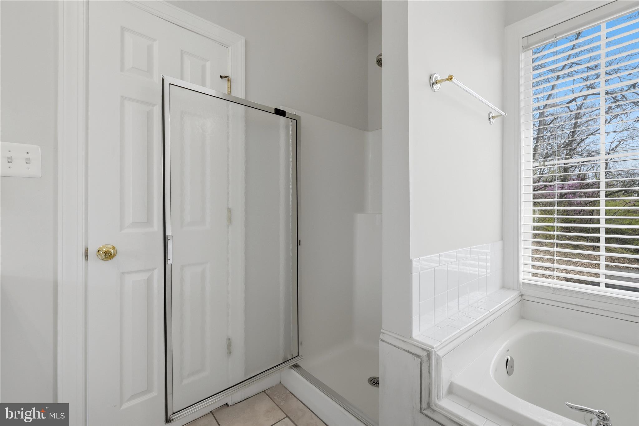 LAKE HOLIDAY ESTATES - Residential