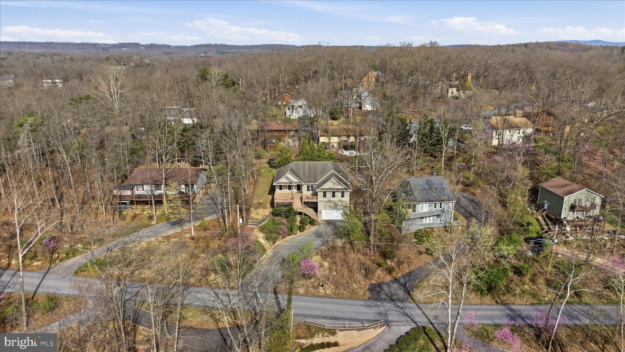 LAKE HOLIDAY ESTATES - Residential