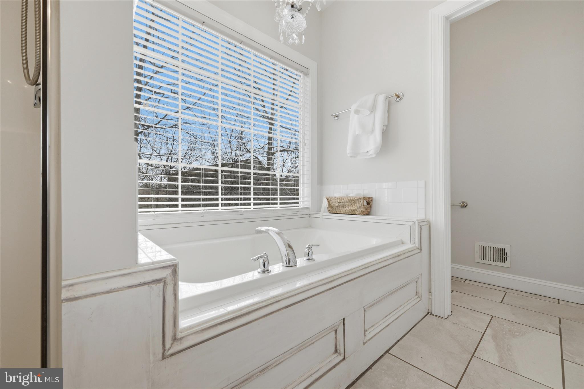 LAKE HOLIDAY ESTATES - Residential