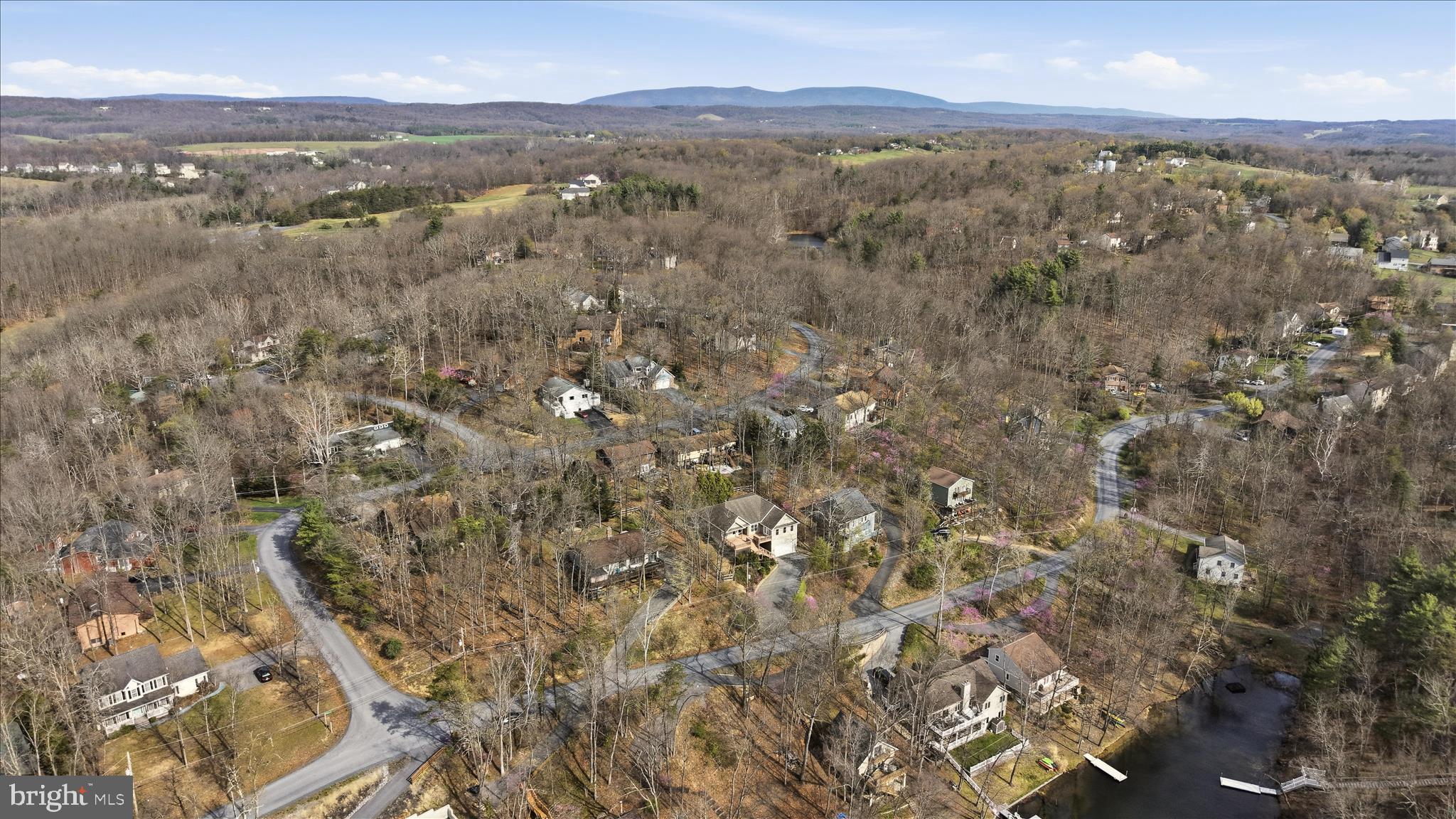 LAKE HOLIDAY ESTATES - Residential