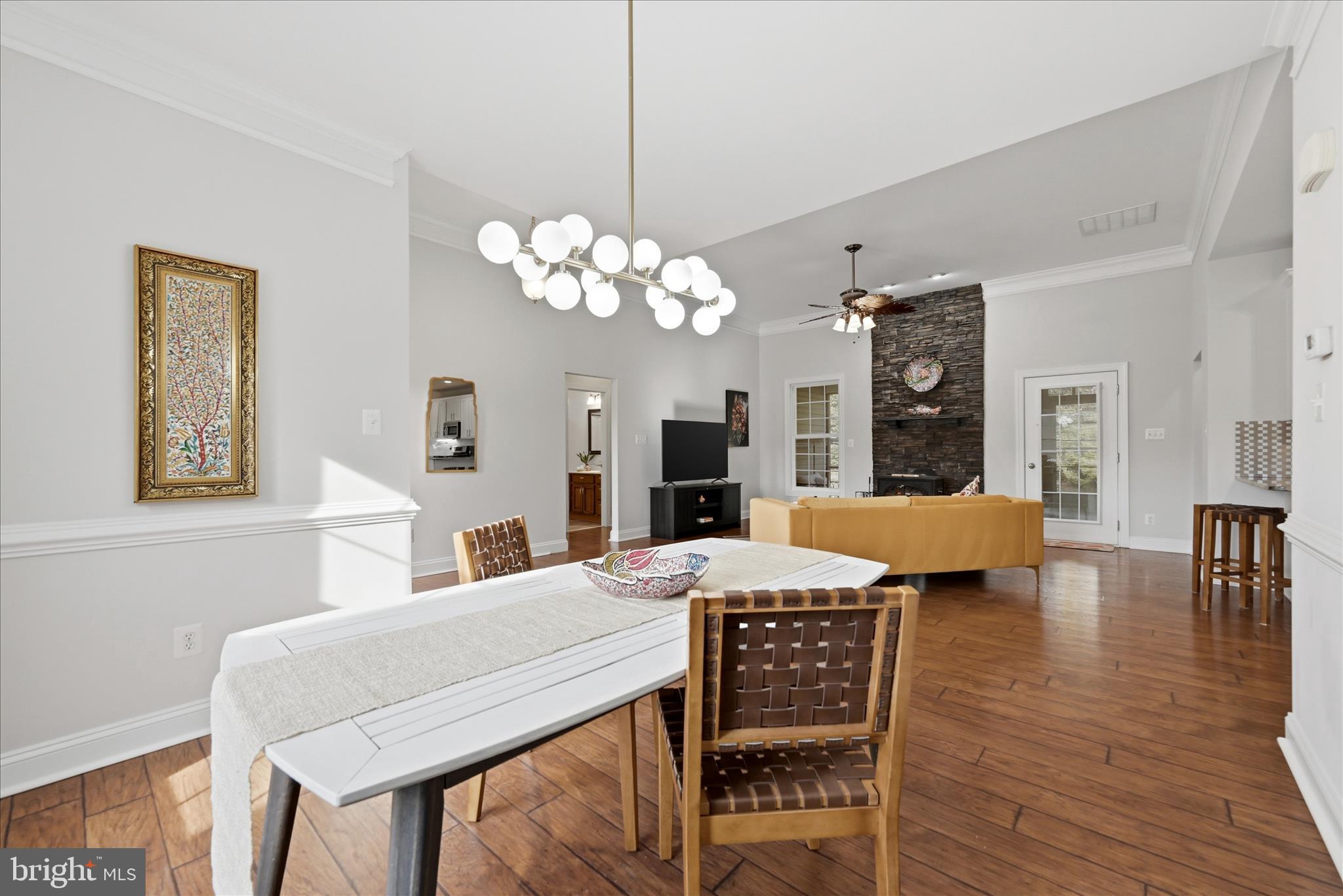 LAKE HOLIDAY ESTATES - Residential