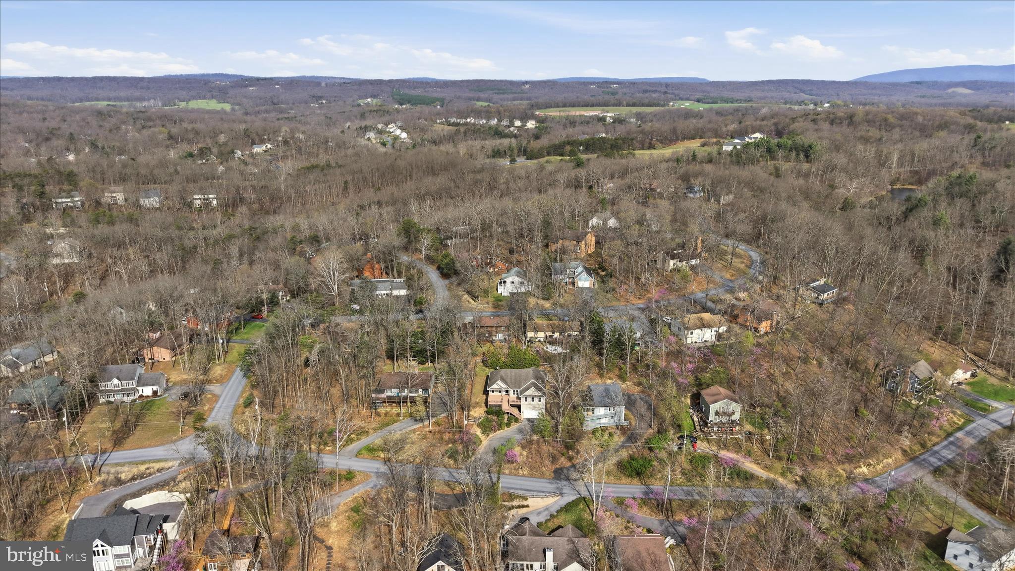 LAKE HOLIDAY ESTATES - Residential