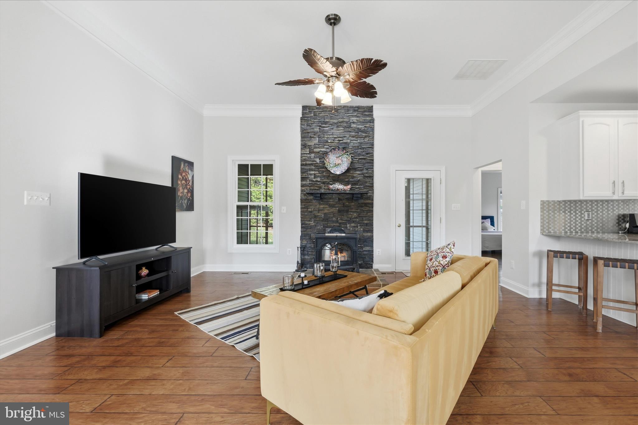 LAKE HOLIDAY ESTATES - Residential