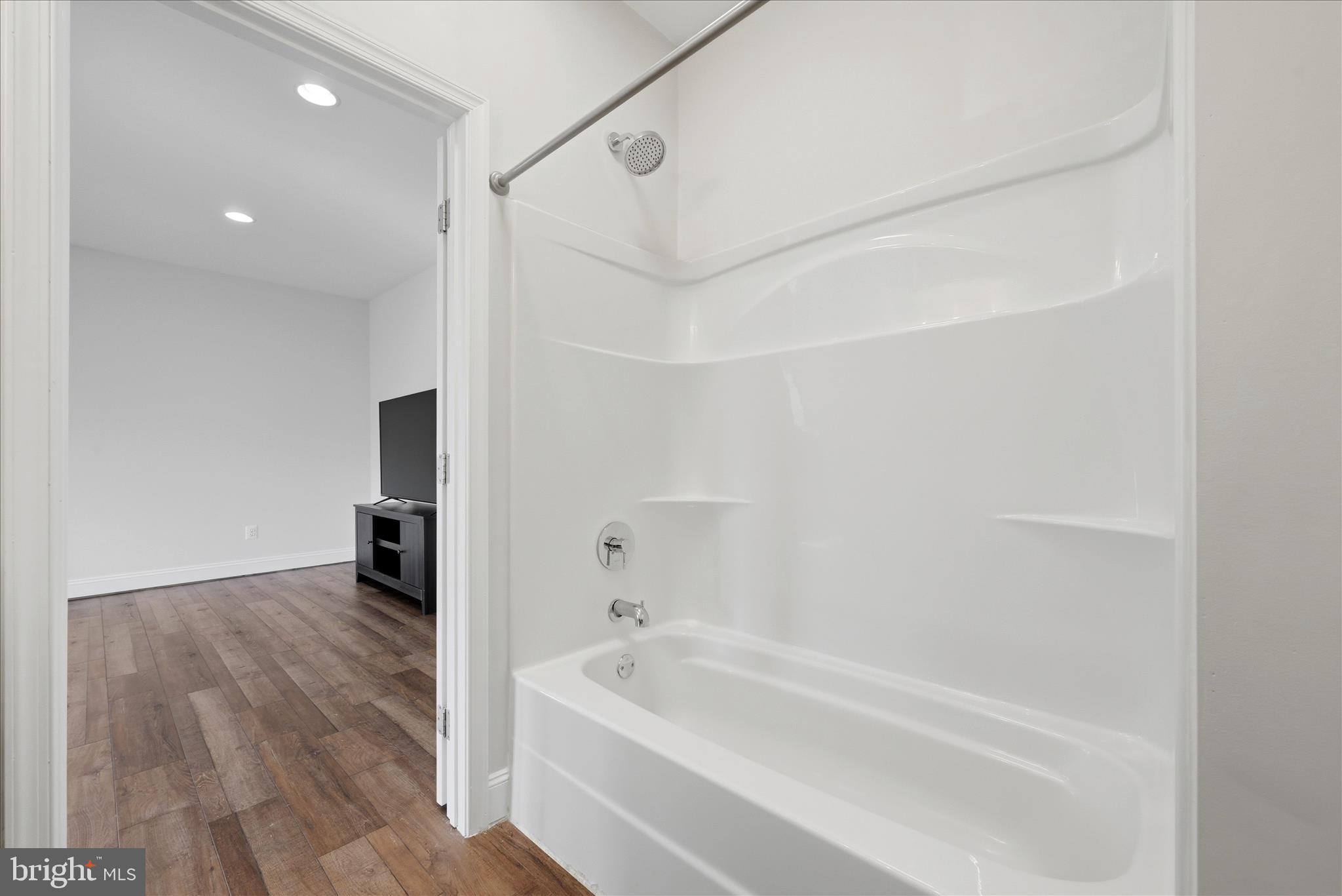 LAKE HOLIDAY ESTATES - Residential