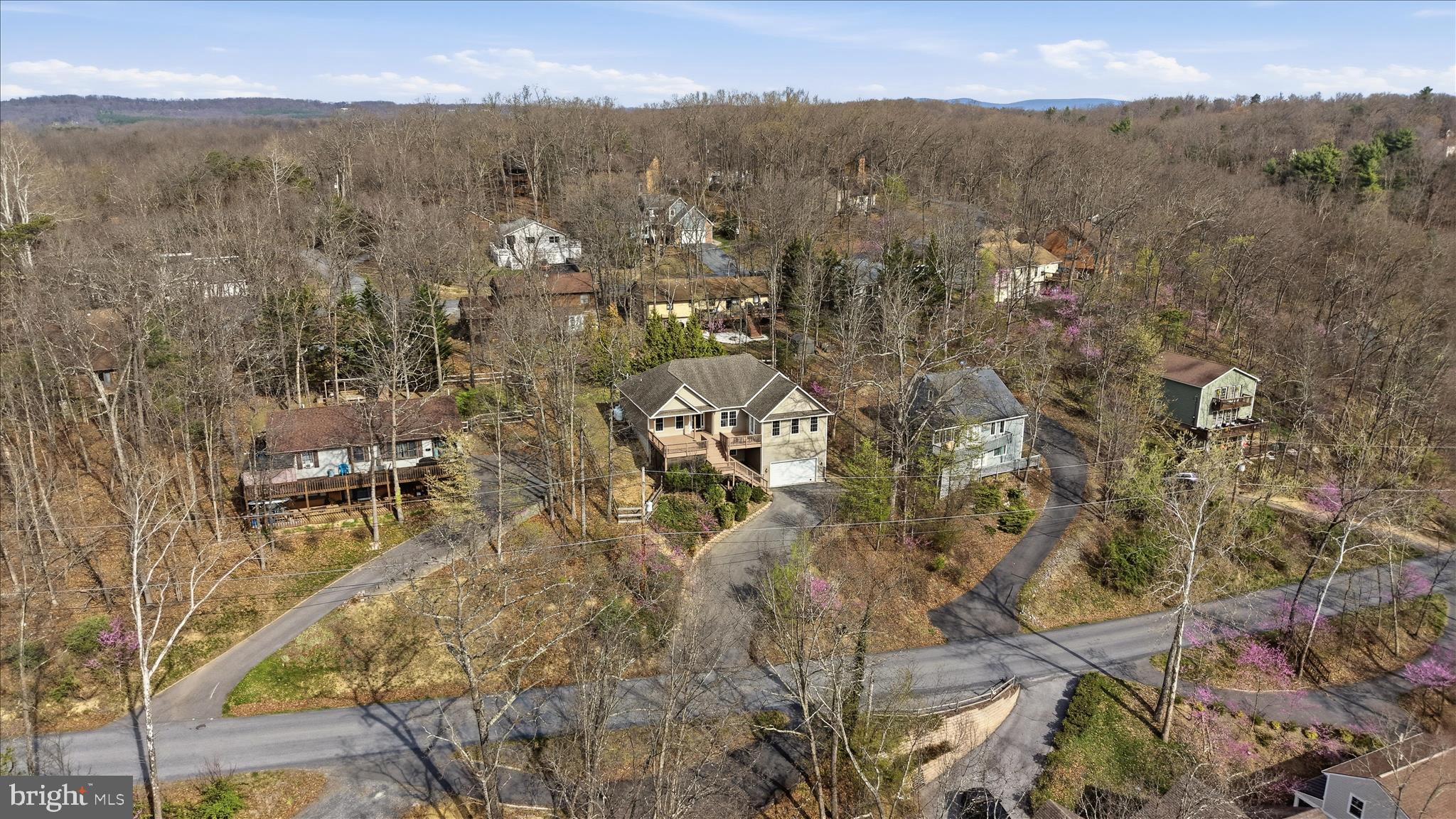 LAKE HOLIDAY ESTATES - Residential