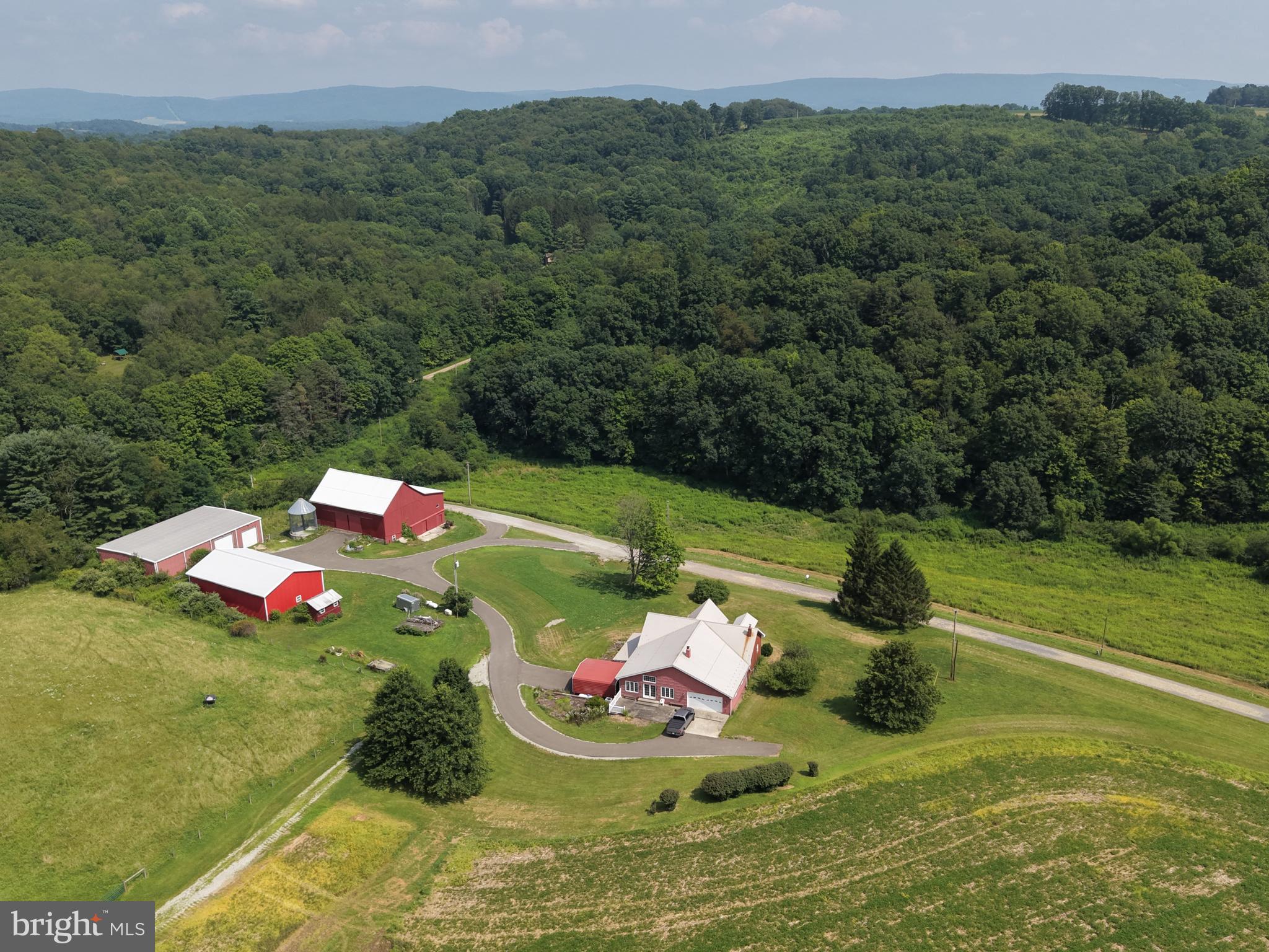 131.5+/- ACRES AT 361 CANEY VALLEY RD