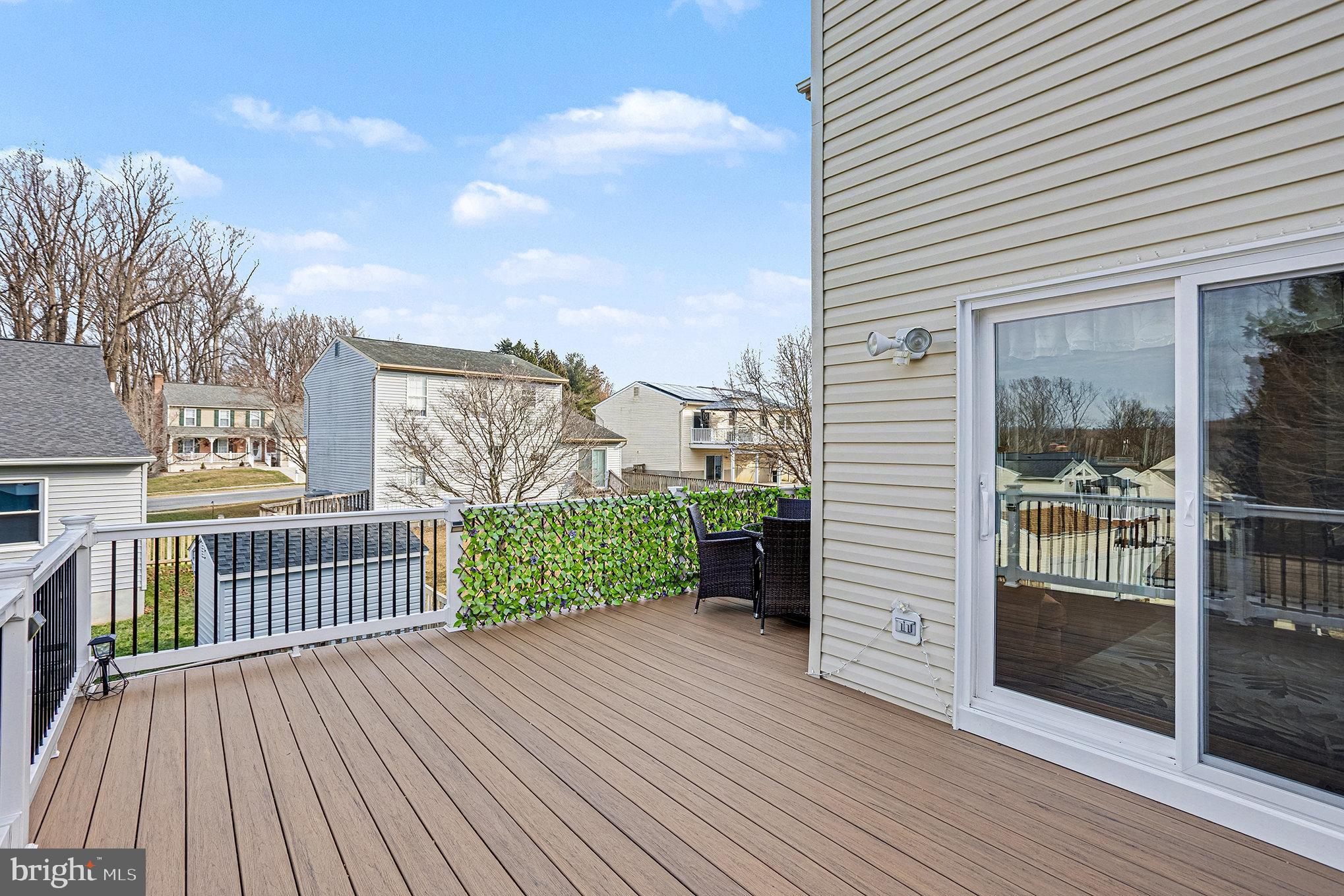 OAKHURST - Residential