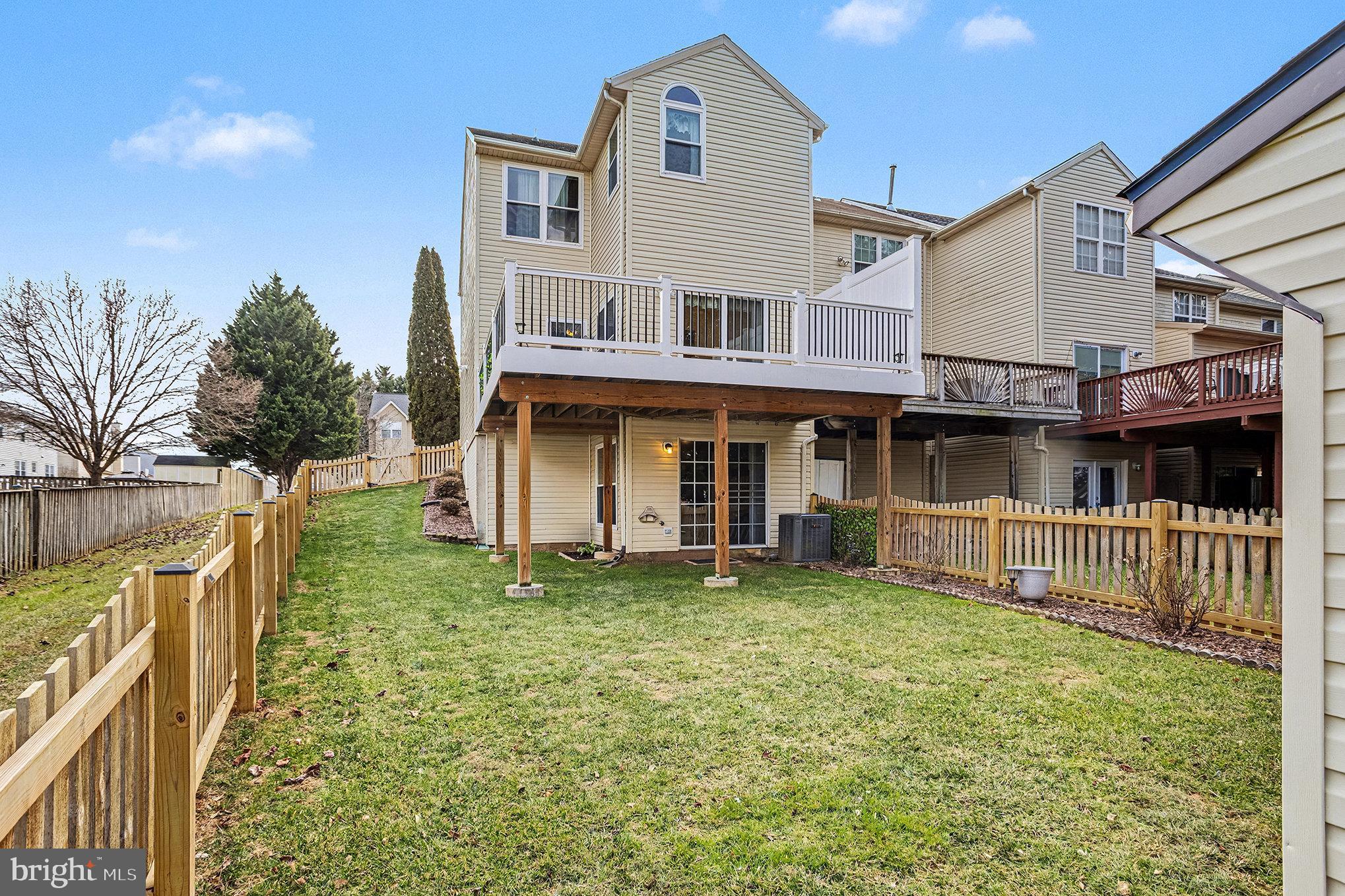 OAKHURST - Residential