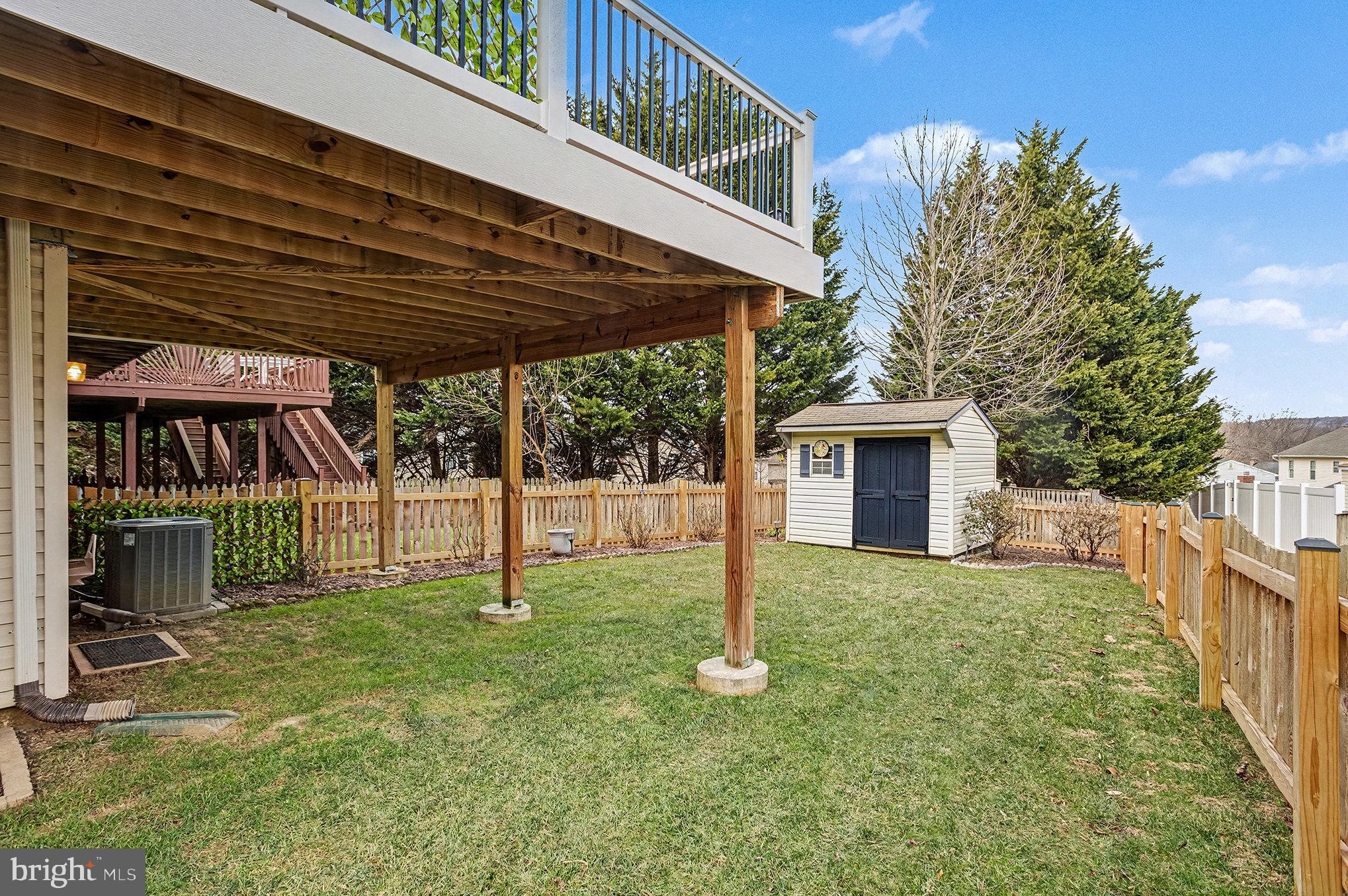 OAKHURST - Residential