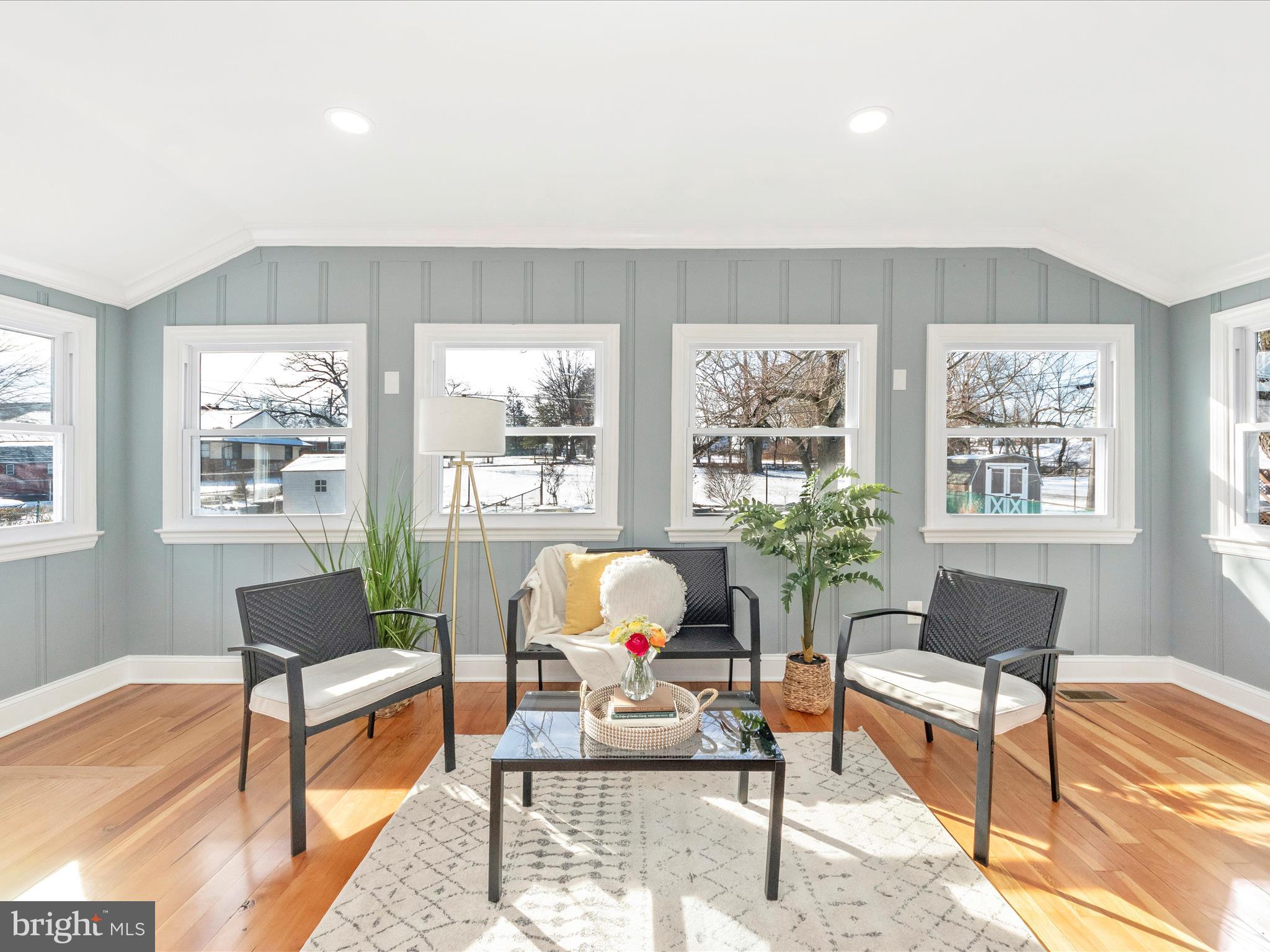 EDGEWOOD PARK - Residential