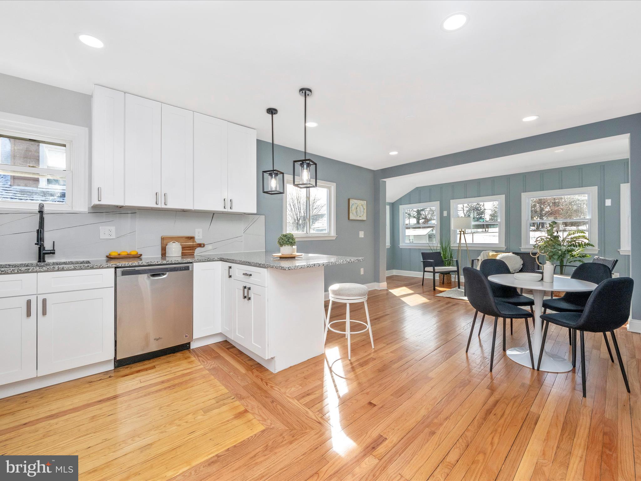 EDGEWOOD PARK - Residential